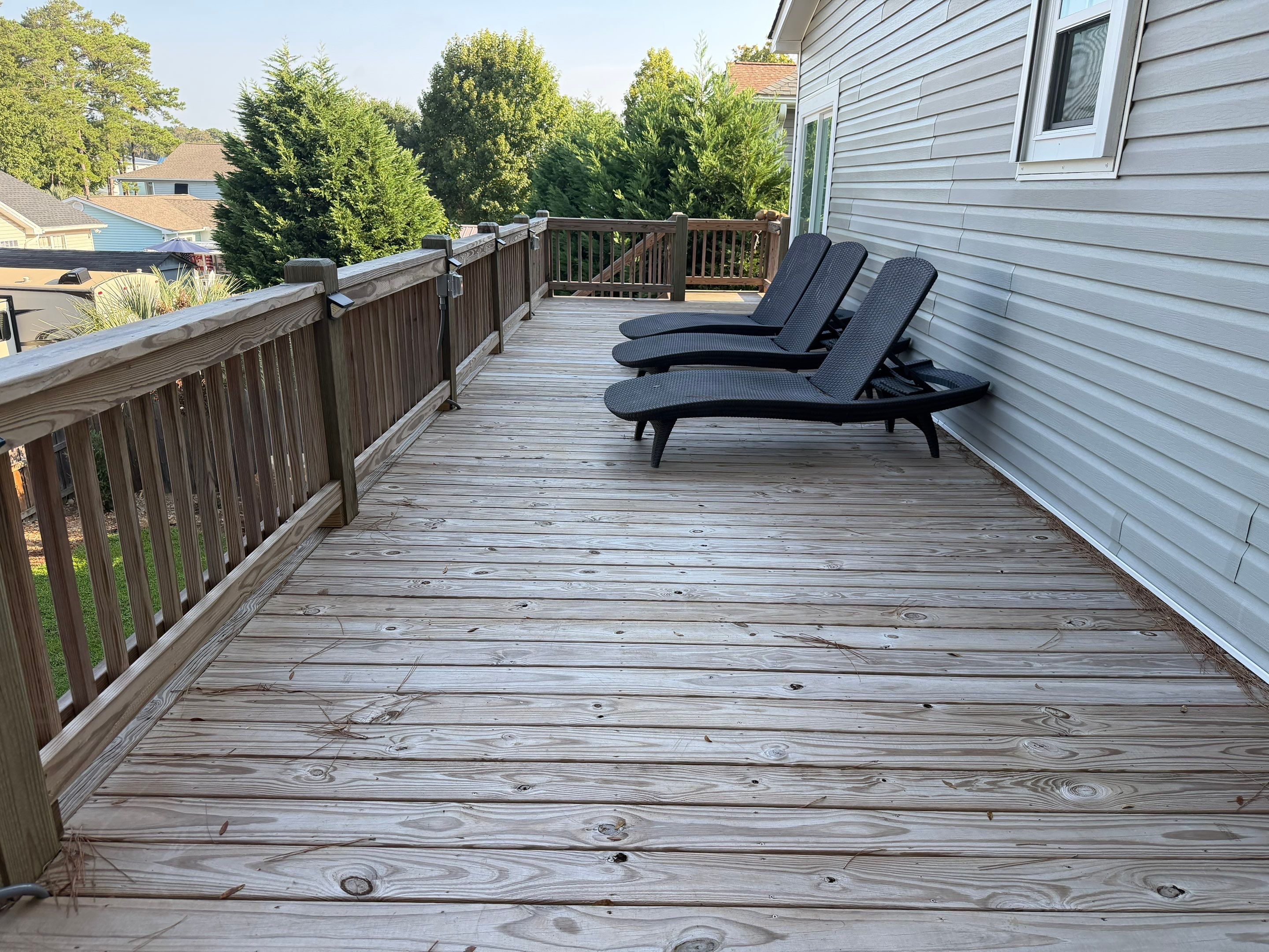 Deck using Wood Sealant by DuraSeal