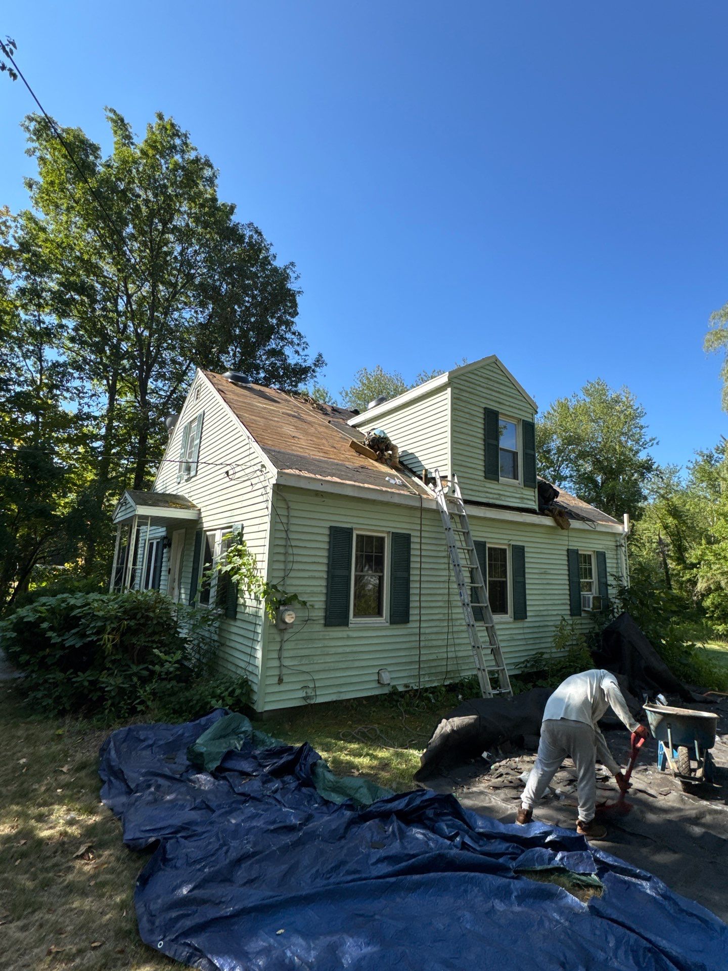 Roof Replacement, Lunenburg, MA by Mighty Dog Roofing of Greater Middlesex County