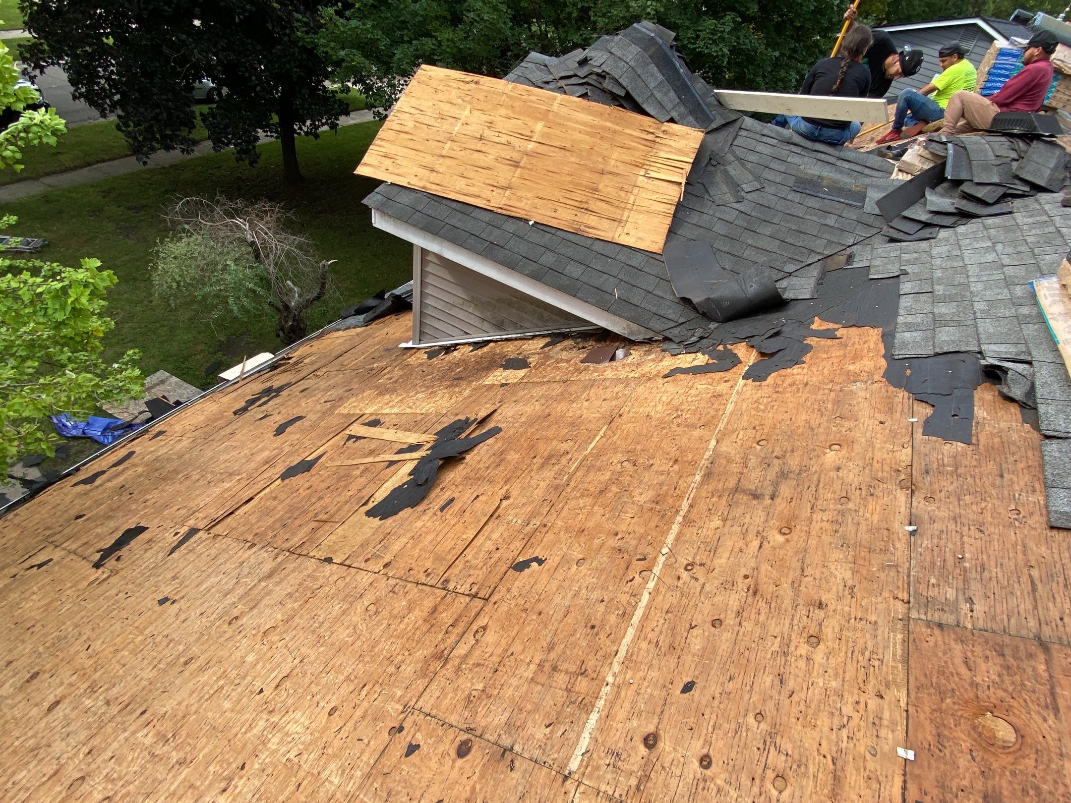 Roof Replacement using CertainTeed Landmark by 180 Contractors
