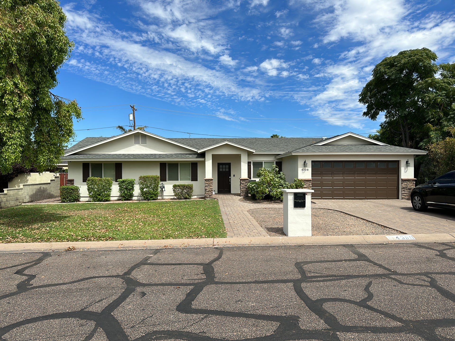 Exterior House Painting - Phoenix by Crash of Rhinos Painting & Garage Floors