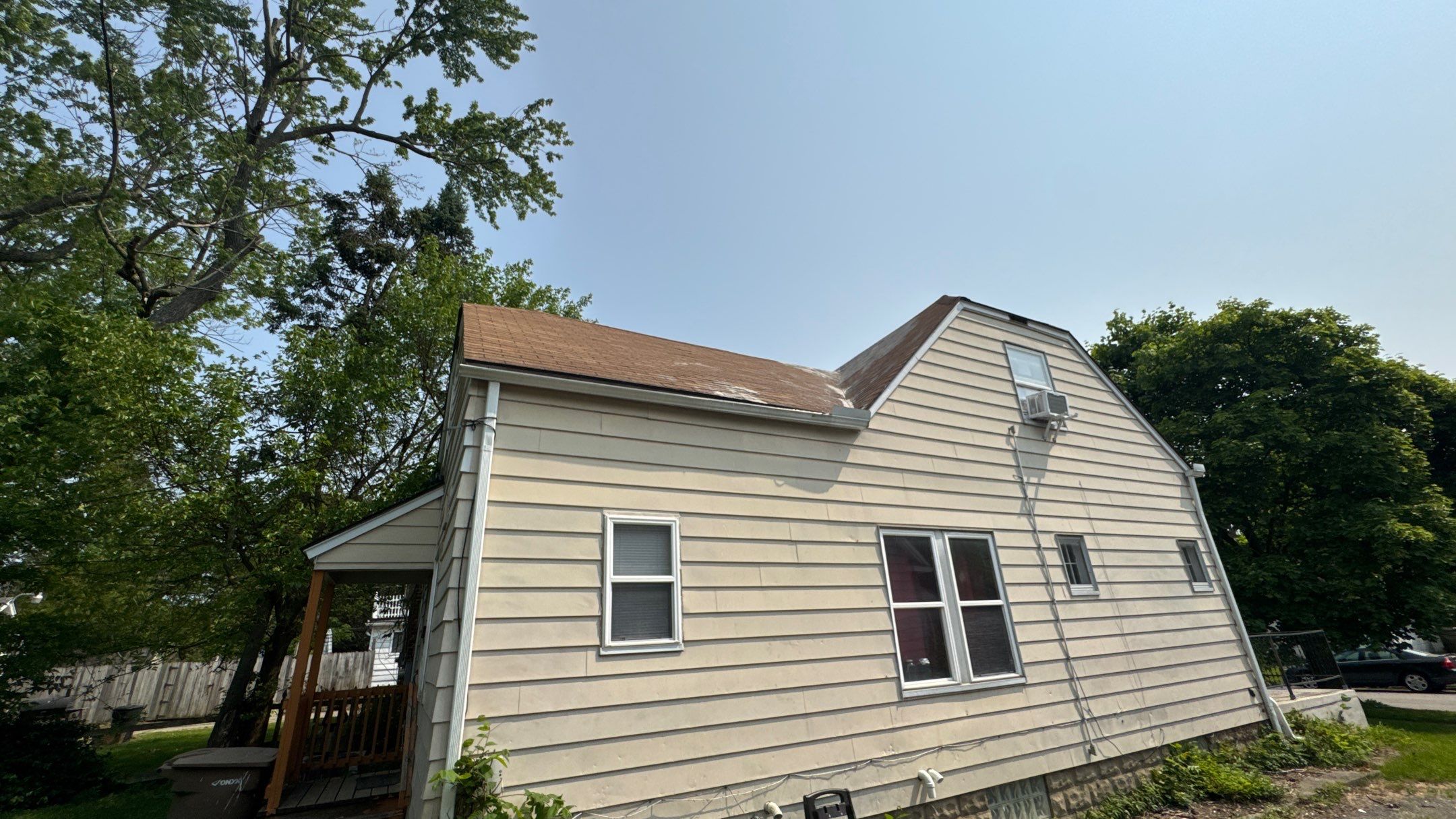 Roof Replacement using Owens Corning Brownwood by 180 Contractors