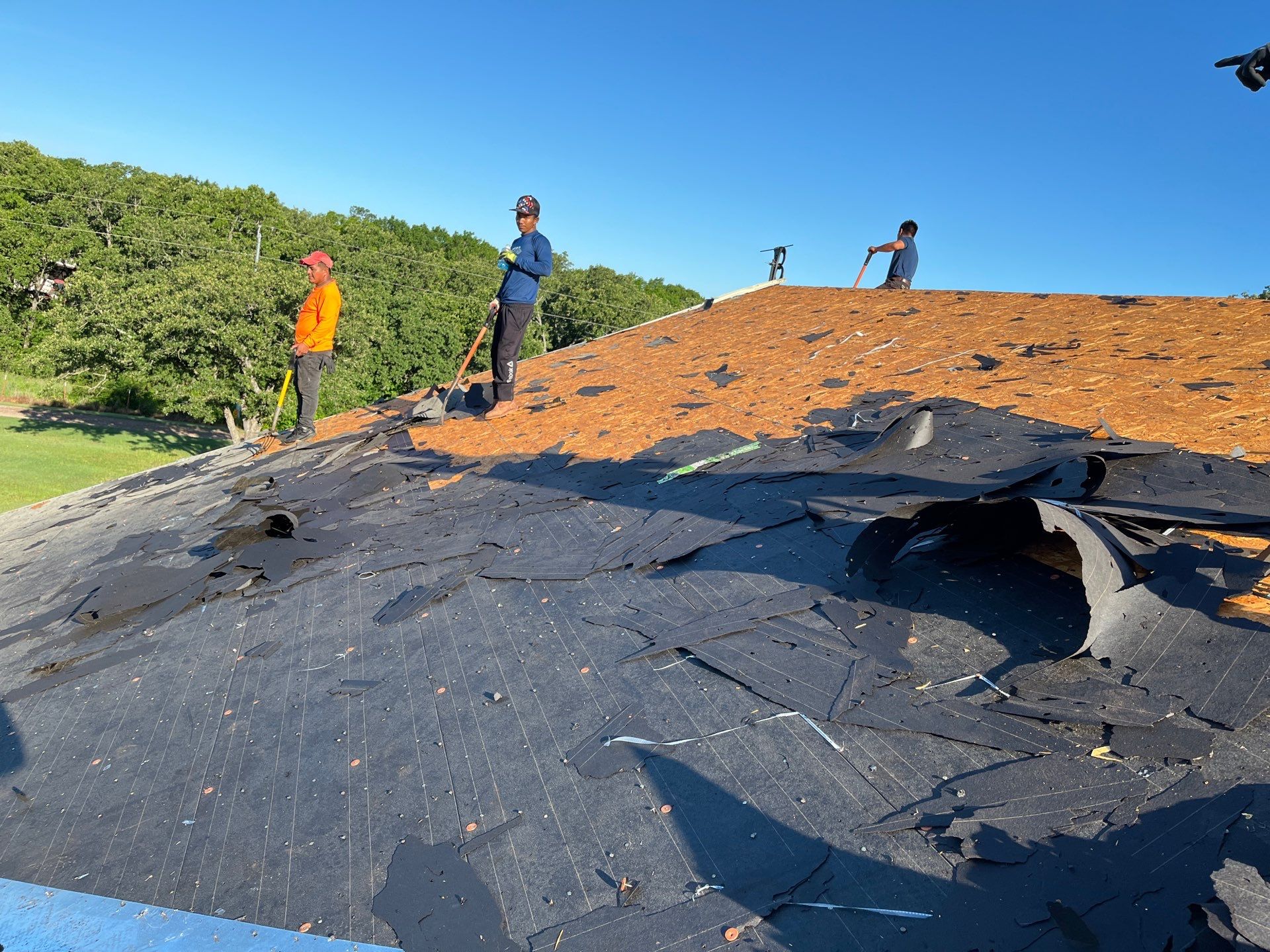 Roof Replacement and Architectural Shingle Installation in Joy, Oklahoma by BANA Roofing and Solar Supply