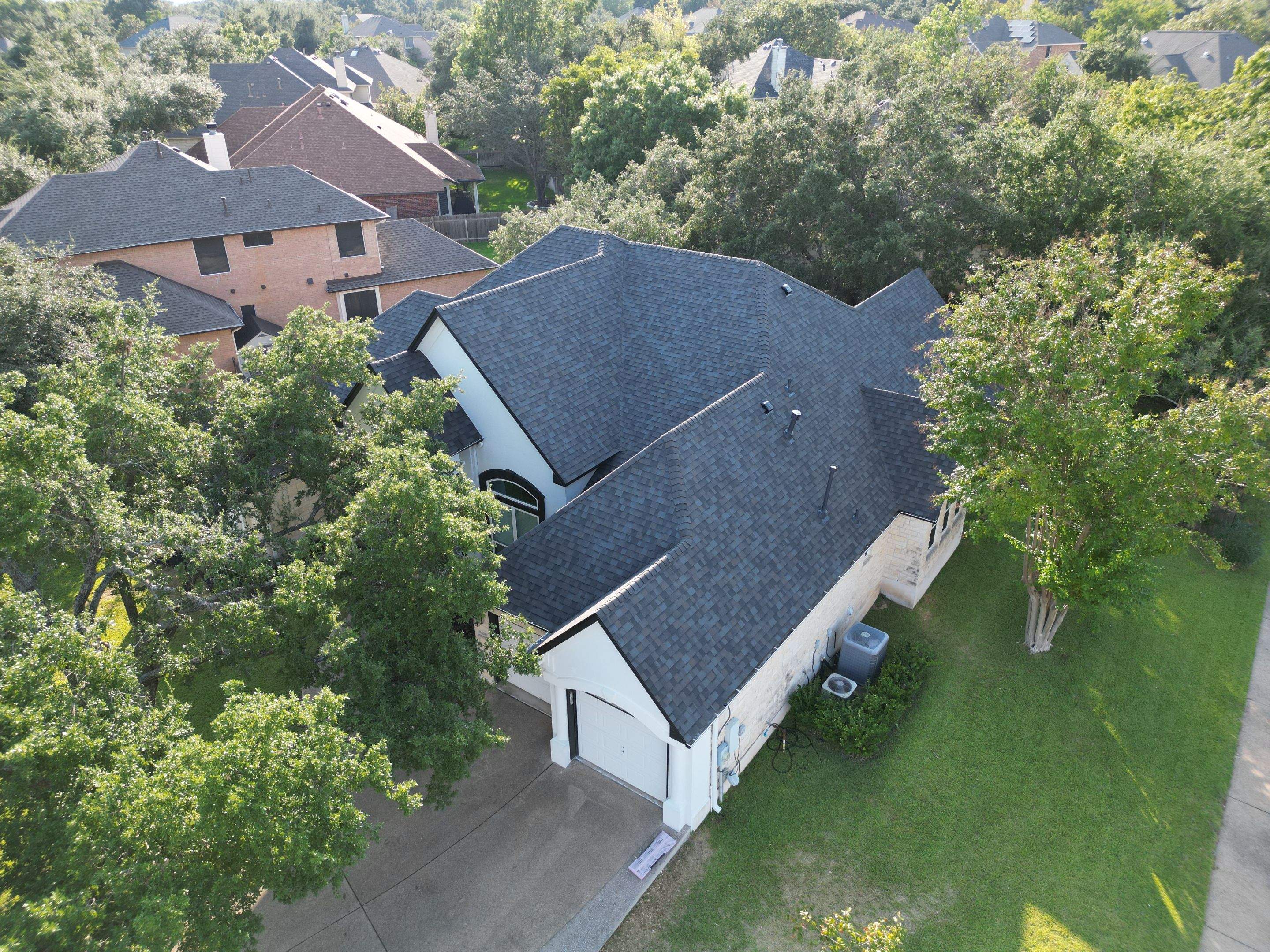 Williamsburg Gray - Owens Corning TruDefinition Duration by RoofsOnly.com