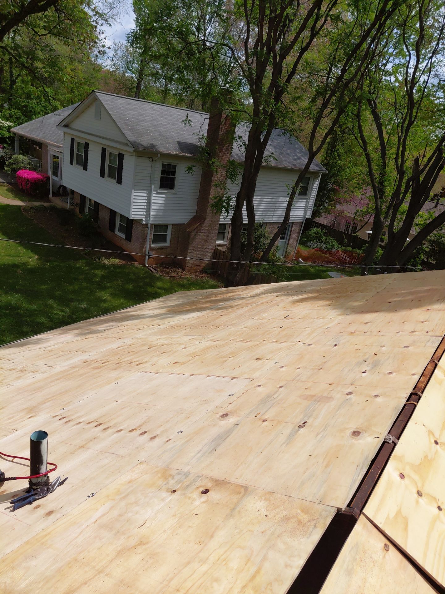 Annandale: Residential Roof Replacement with CertainTeed Landmark in Moire Black by RM Banning, Inc.