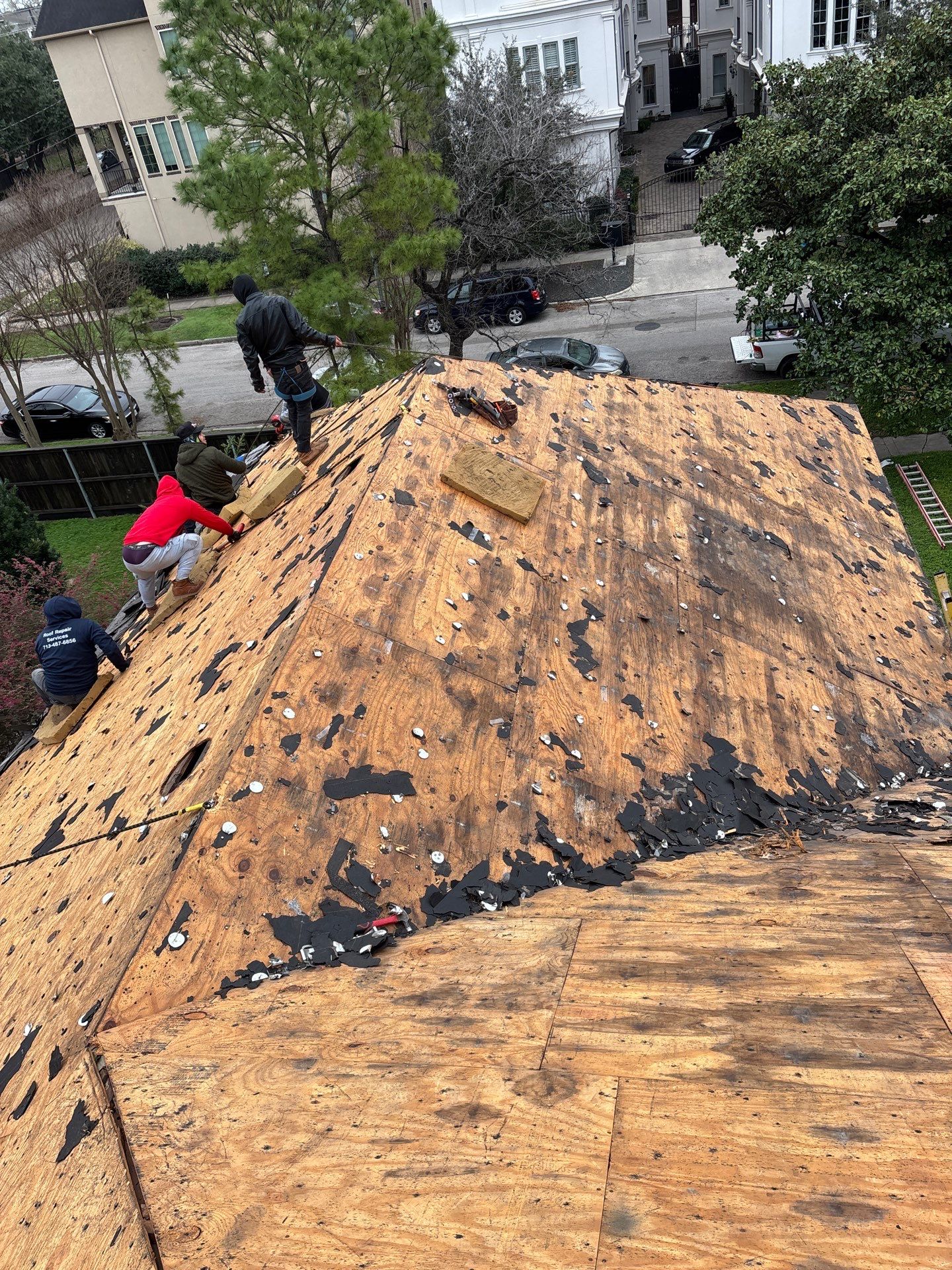 Roof Replacement Houston by Roof Repair Company