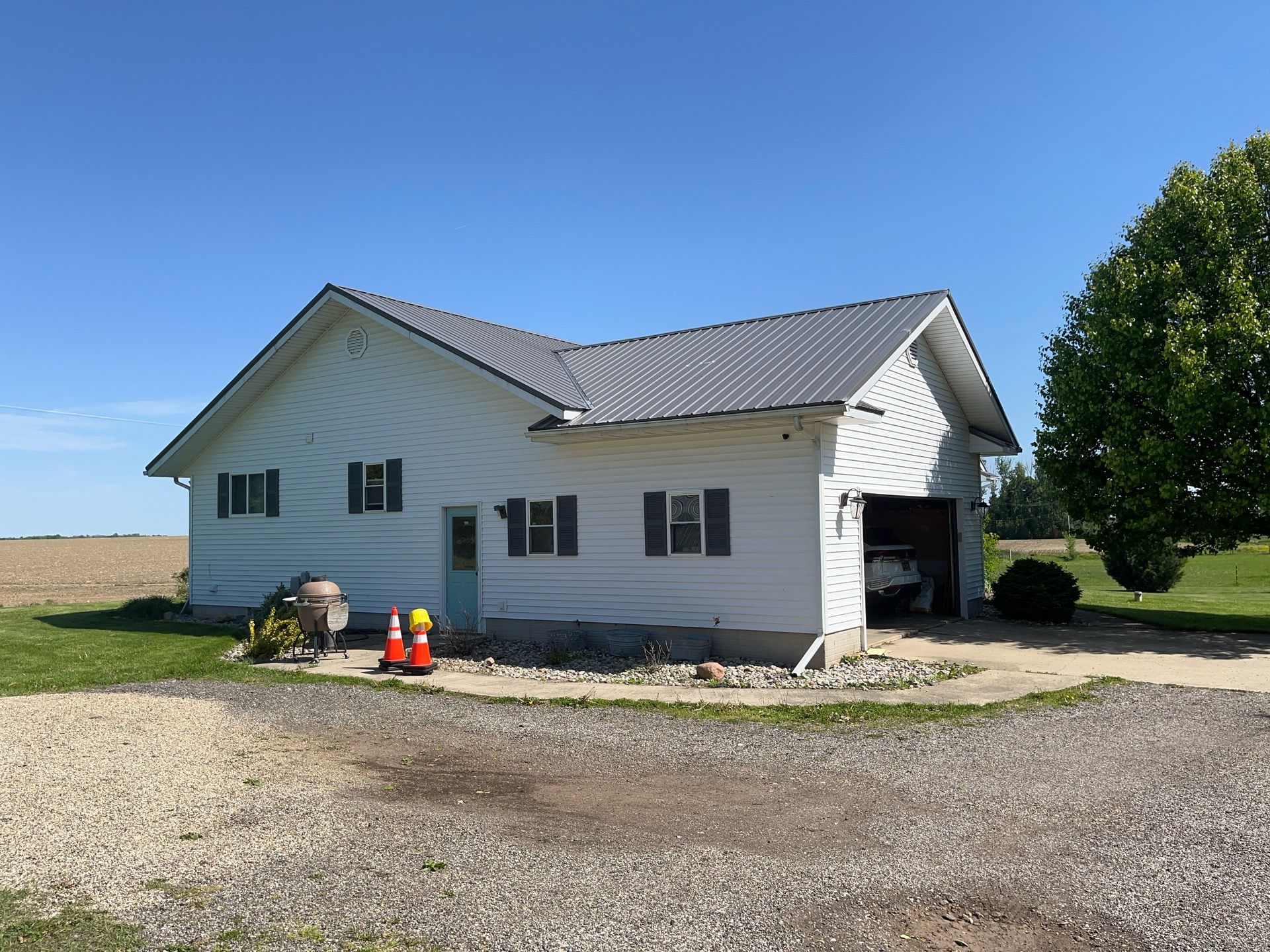 Siding Installation using Royal by Avalon Roofing and Exteriors