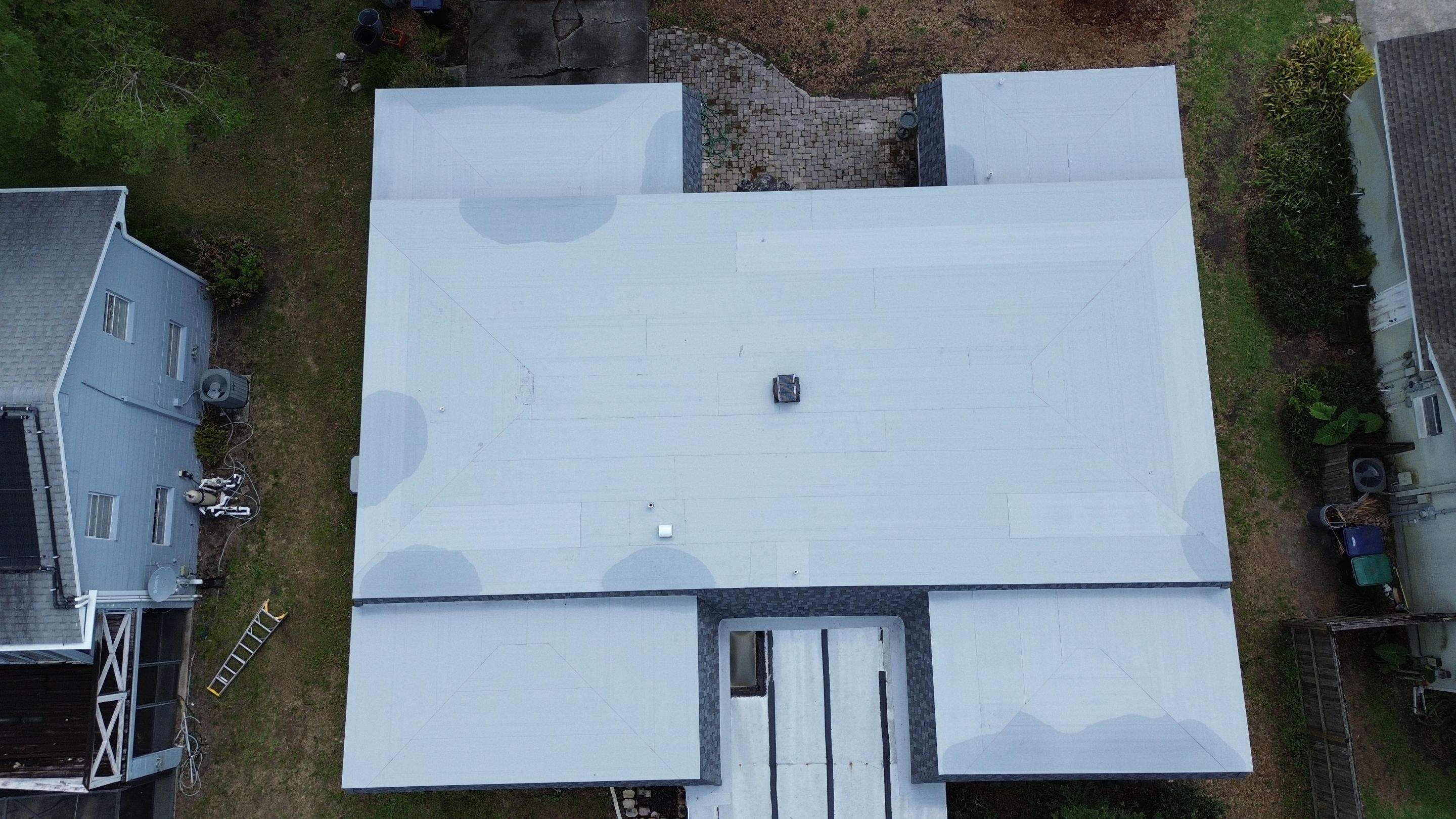 Residential flat roof in Orlando FL by Gold Key Roofing