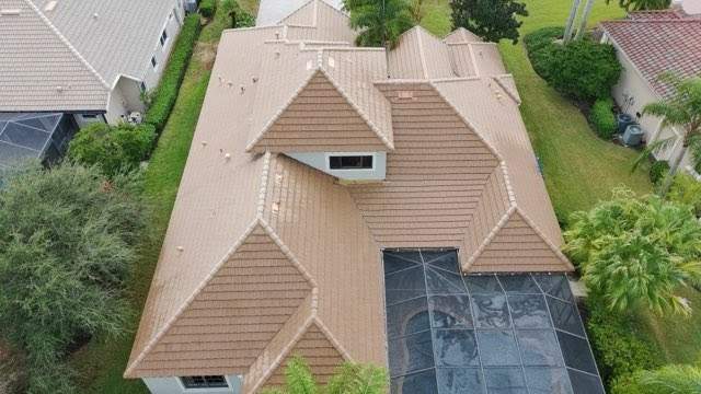 Tile Roof, Gutter & Pool Cage Cleaning – Lakewood Ranch Country Club, Lakewood Ranch, FL by Sunshine AquaWash