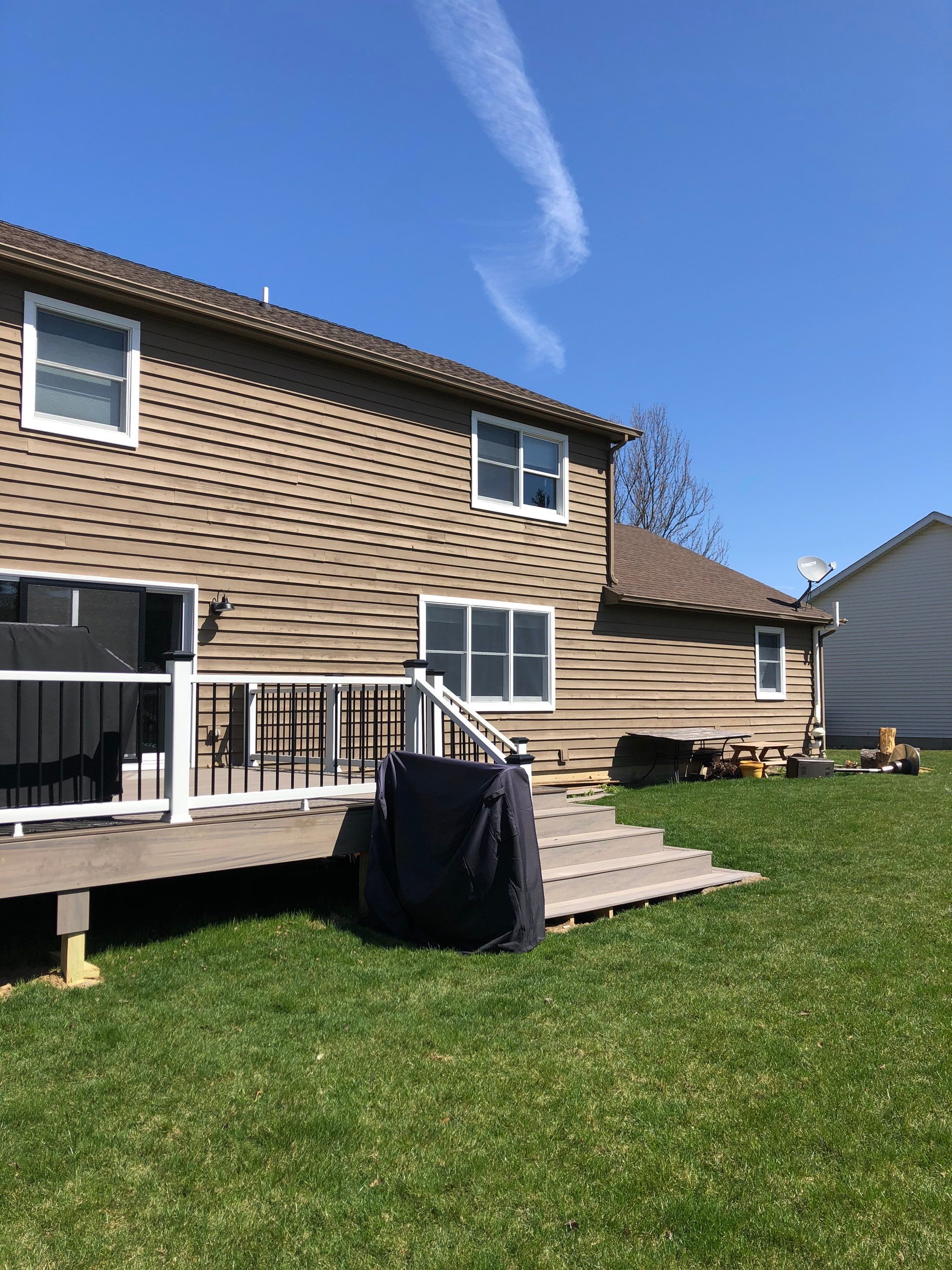 Siding installation by Kraz Construction