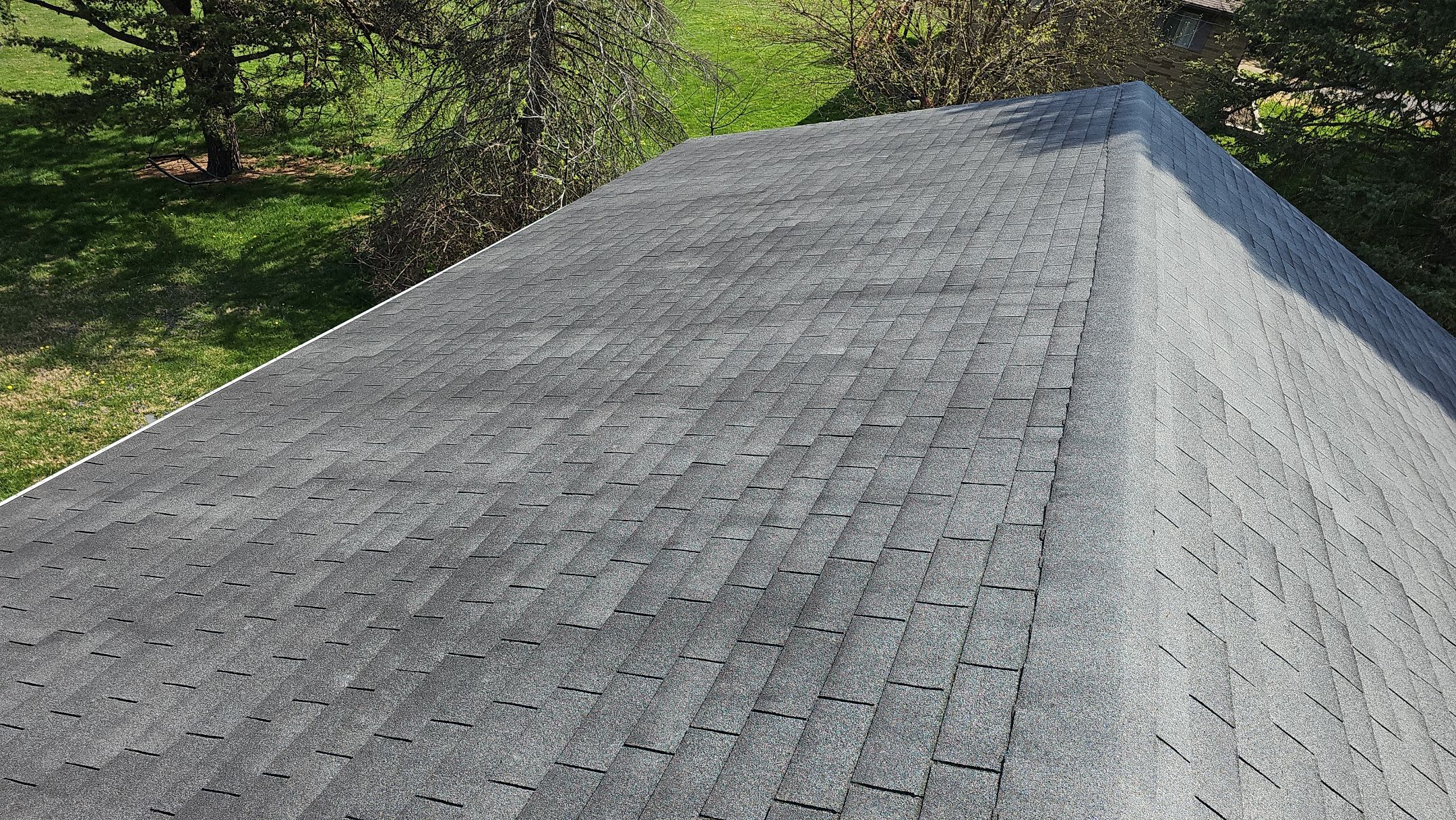 ATLAS PINNACLE HP W/SCOTCHGARD COLOR: BLACK SHADOW by Eagle Eye Roofing