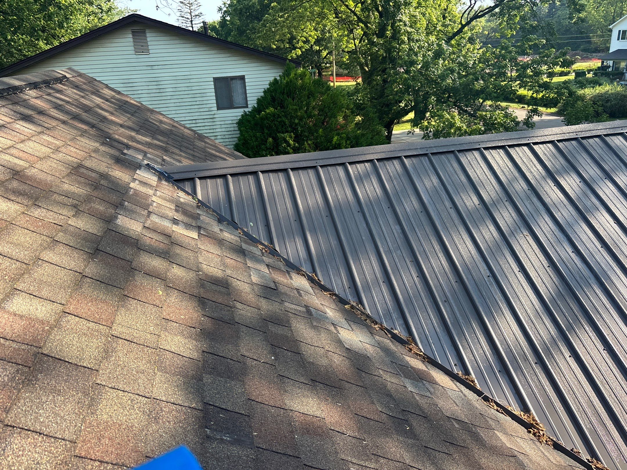 Roof Replacement using Owens Corning Peppercorn by 180 Contractors