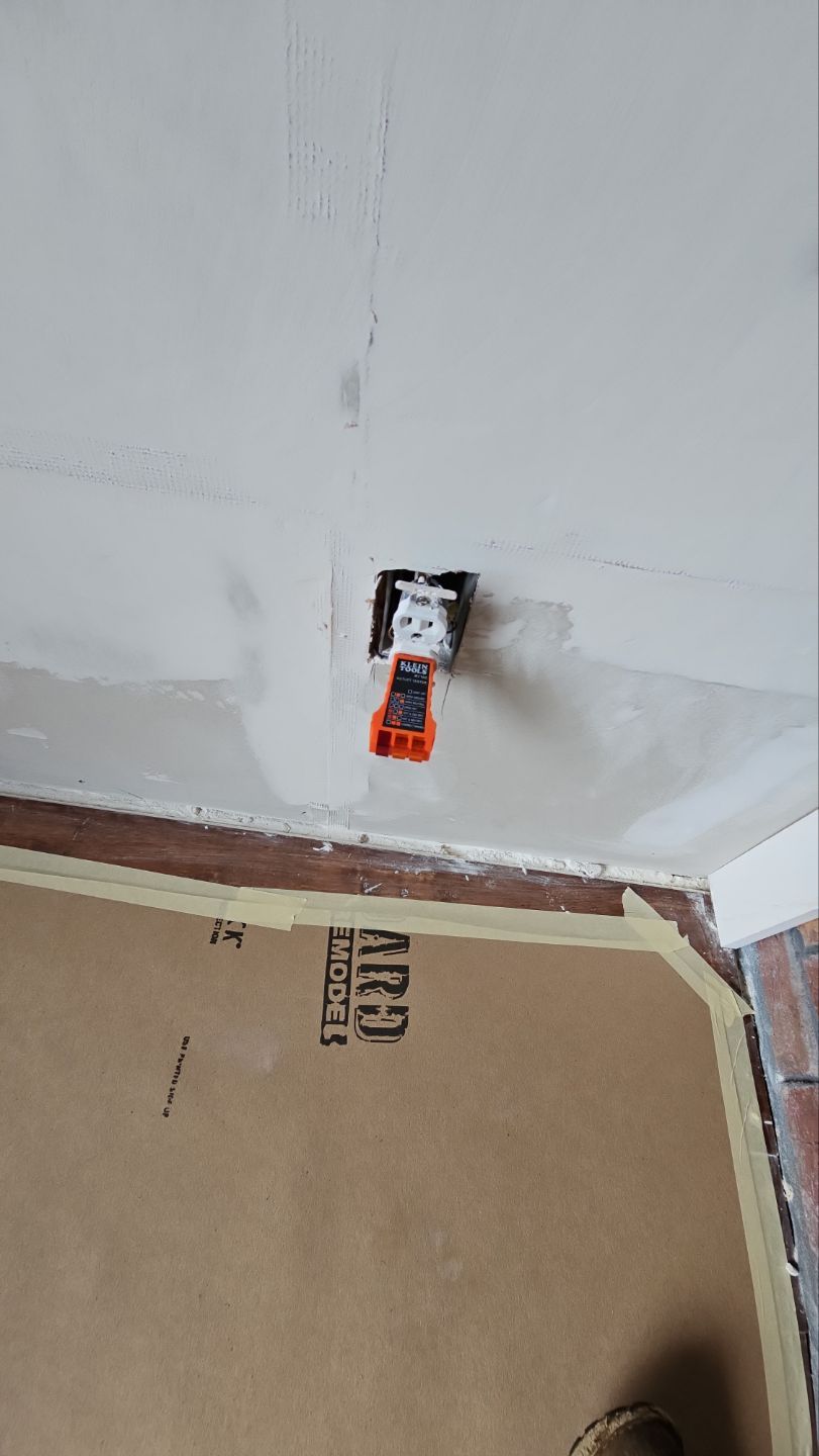 Ridgeway Parc - Chimney Buildout by Pillar and Pine