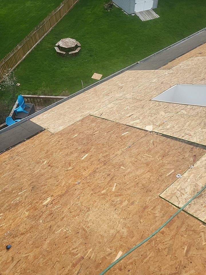 ATLAS PINNACLE HP W/SCOTCHGARD HEARTHSTONE  by Eagle Eye Roofing