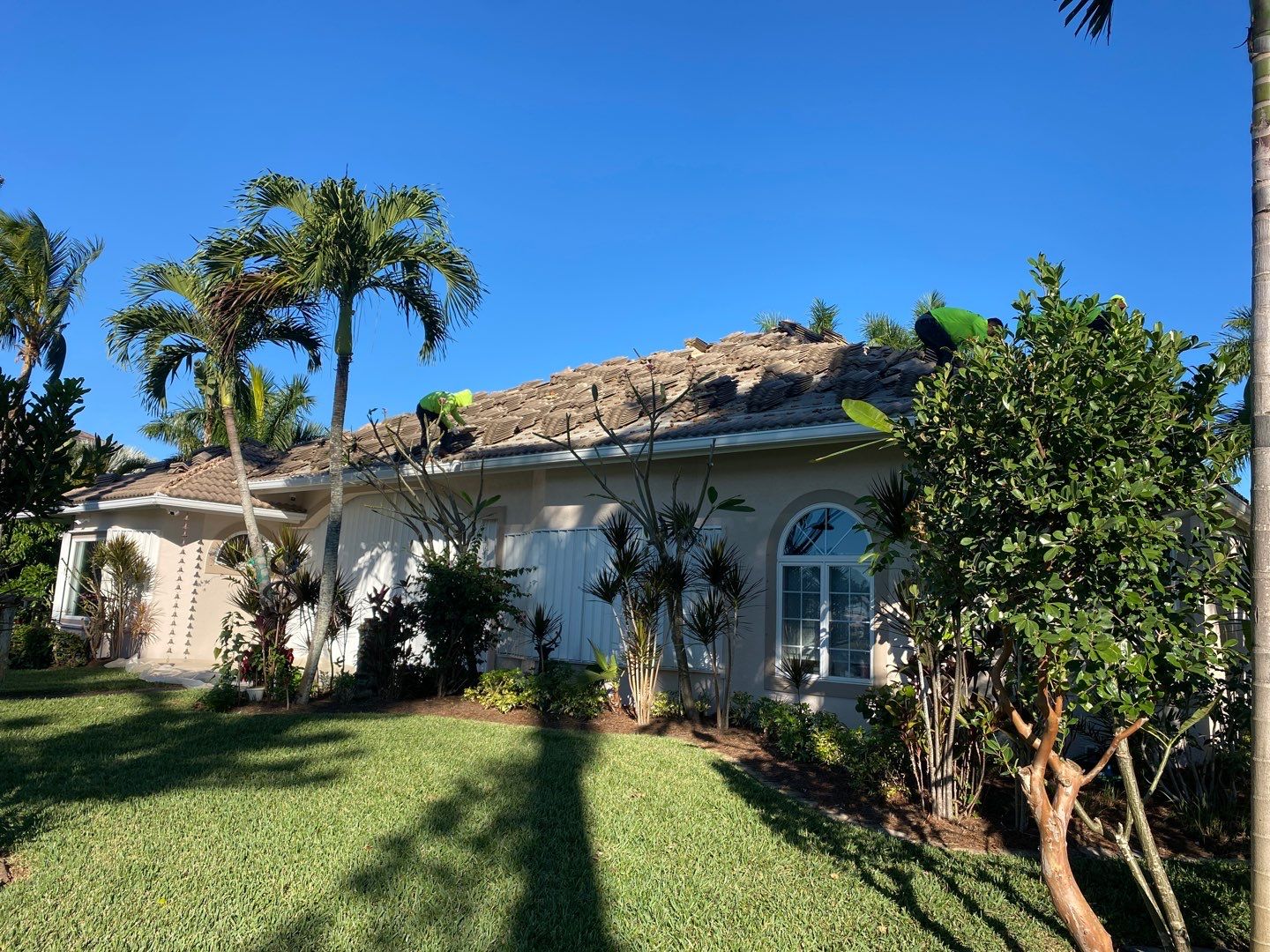 Residential Composite Replacement in North Fort Myers by International Roofing