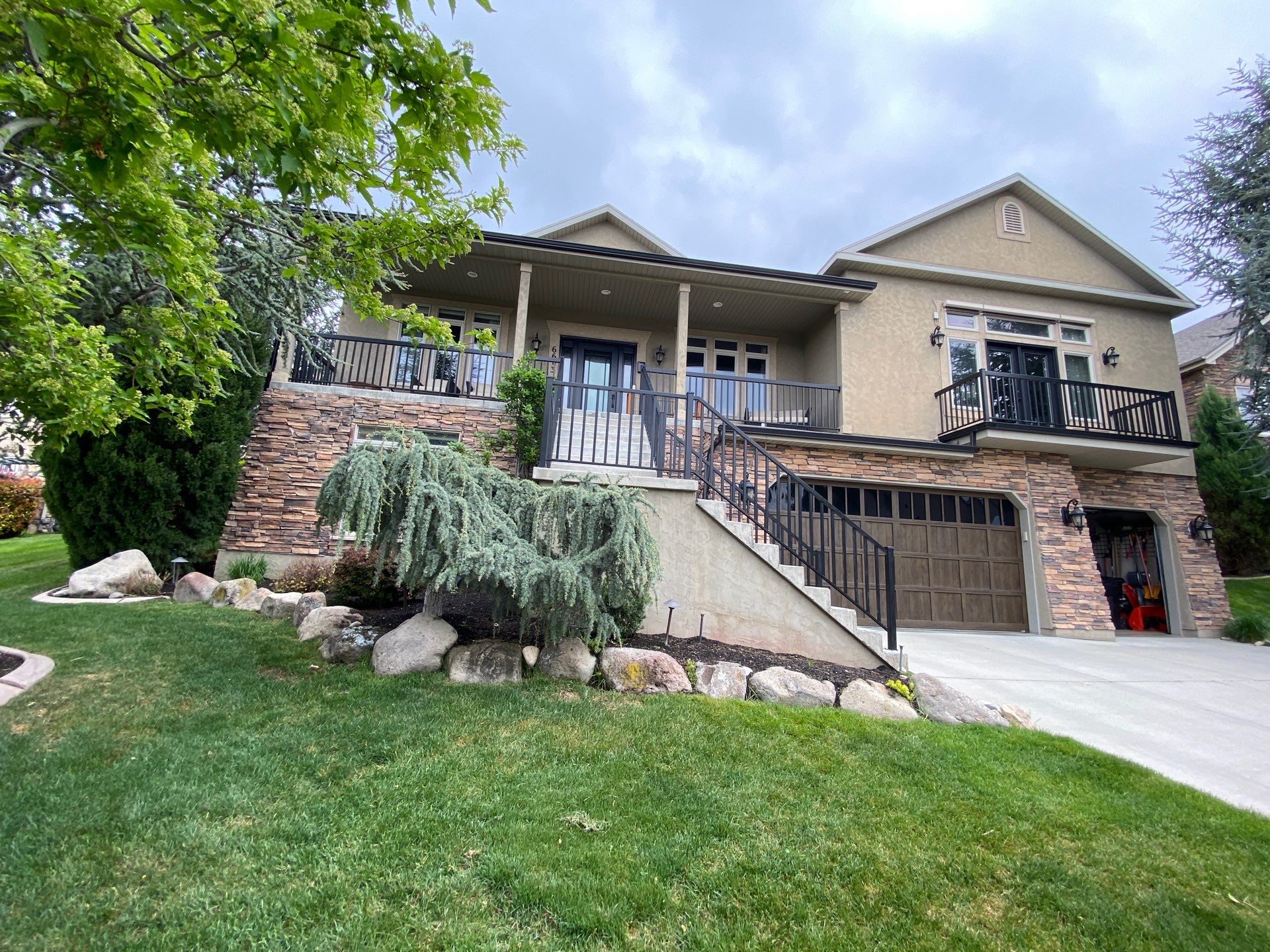 Project in Cottonwood Heights by Emerald Gotcha Gutters 