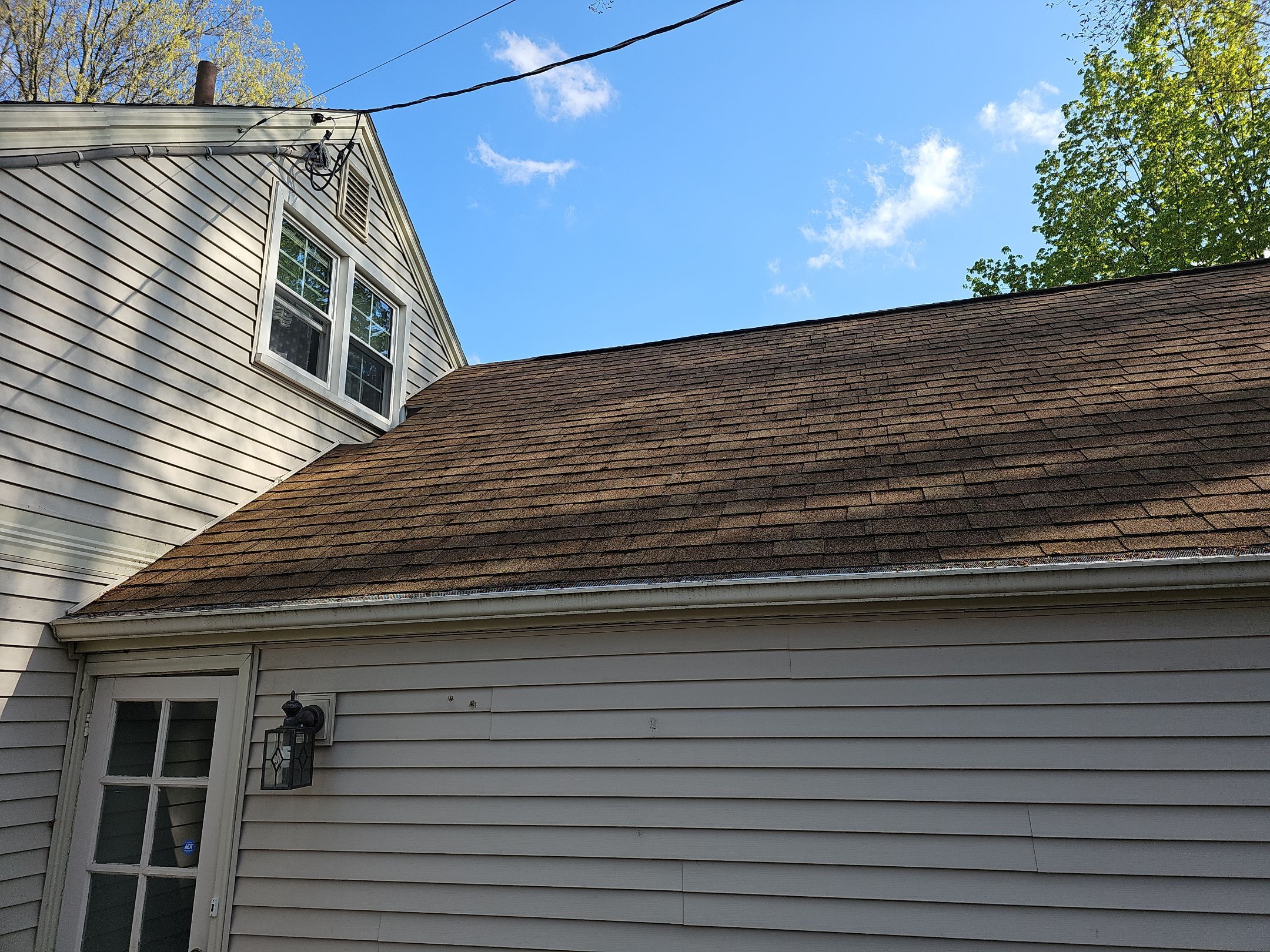 ATLAS PINNACLE COLOR: WEATHERED WOOD by Eagle Eye Roofing