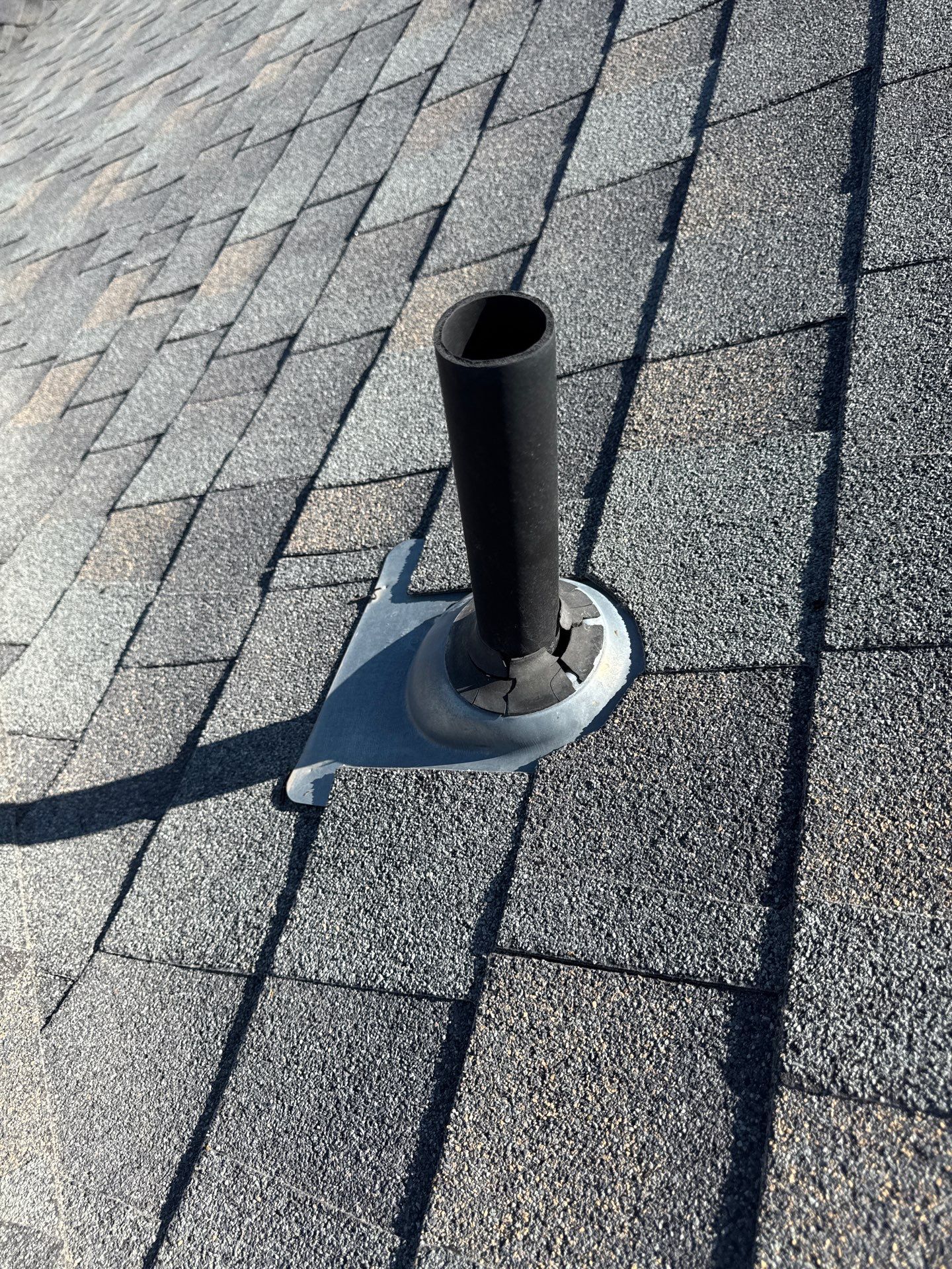 Full Residential Roof Replacement with Architectural Shingles in Mountain Home by Olive Roofing