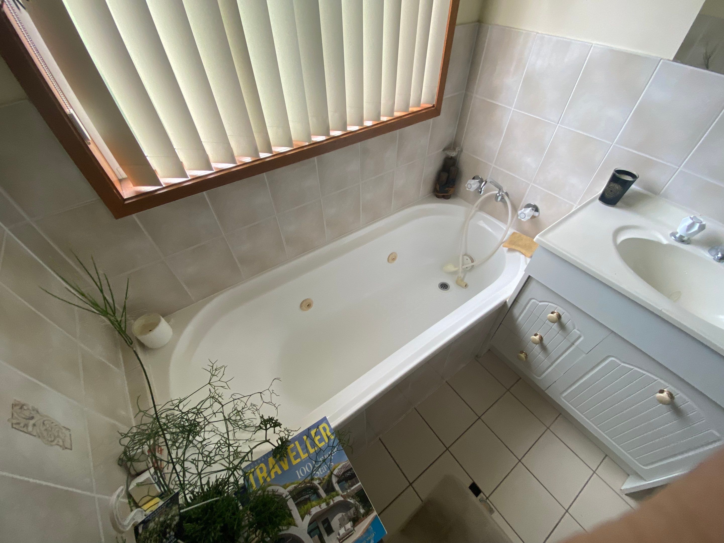 Double Bathroom & Double Toilet Renovation by Re-seal Bathrooms
