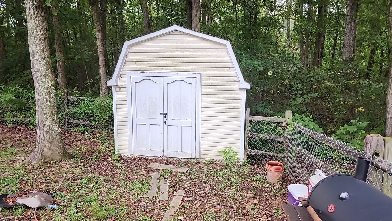 House Wash using cleaner by Power Wash Masters LLC