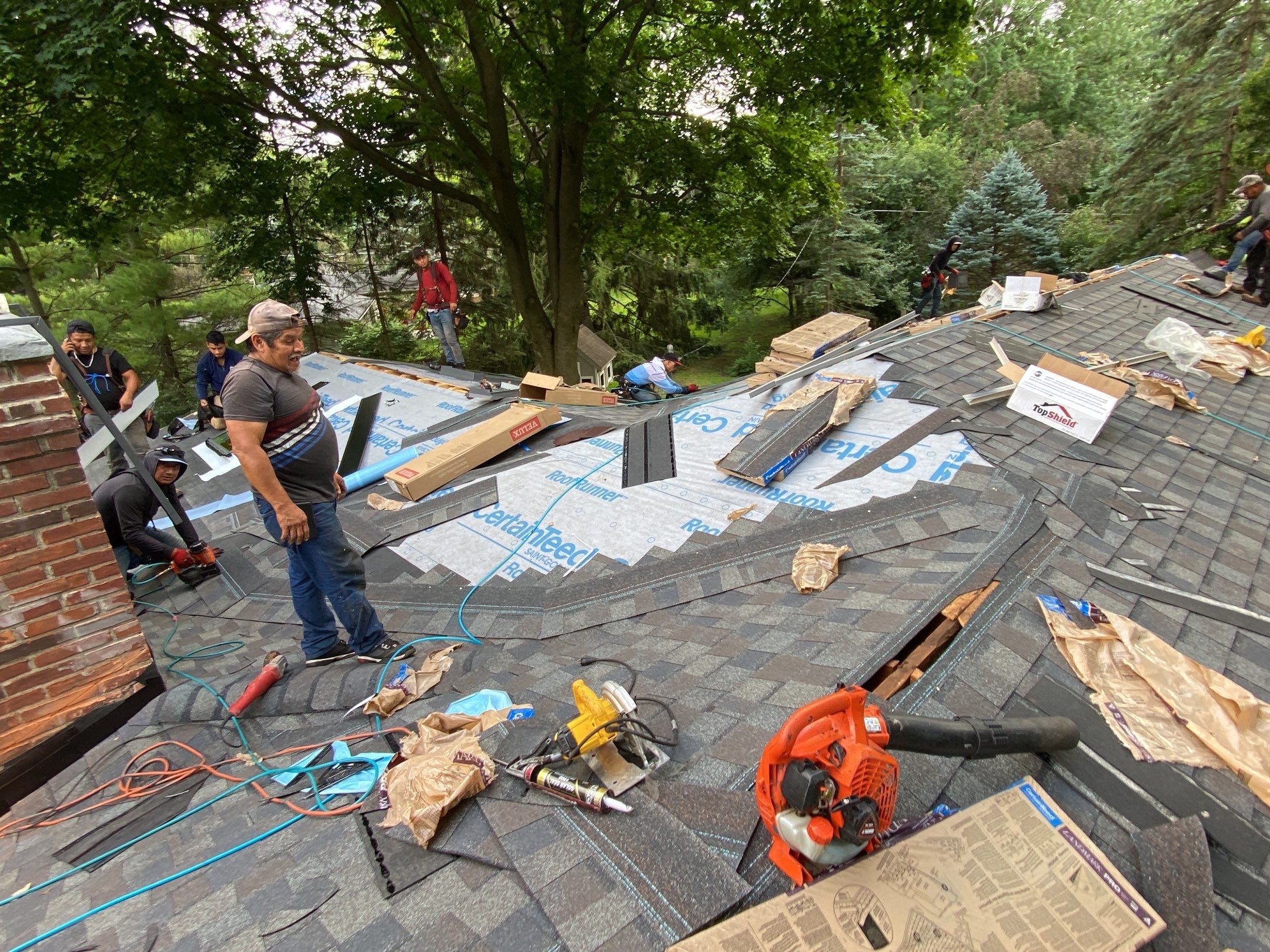 Roof Replacement using CertainTeed Landmark by 180 Contractors
