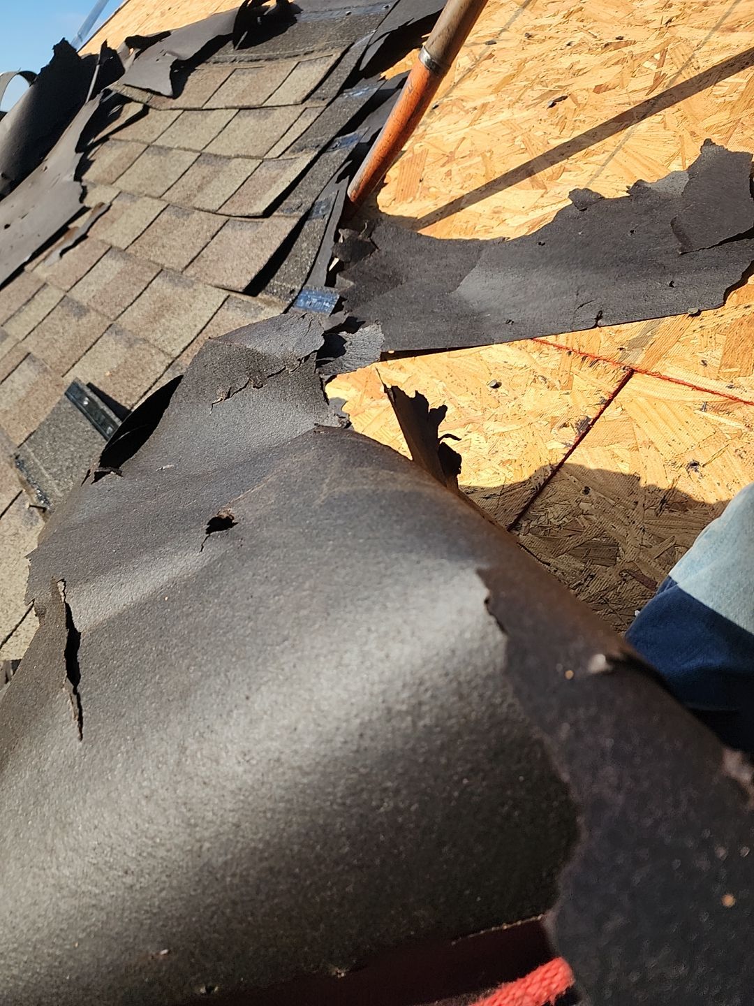 Residential Roofing Installation using Owen's Corning Duration (Lifetime) Shingles by Roof Repair Company