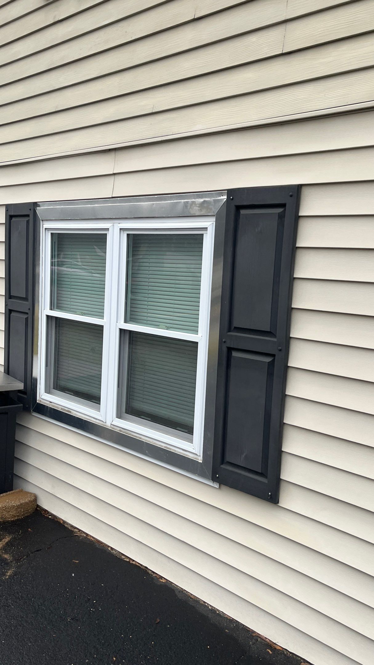 Double Hund Windows and Bow by Aspen Home Improvements