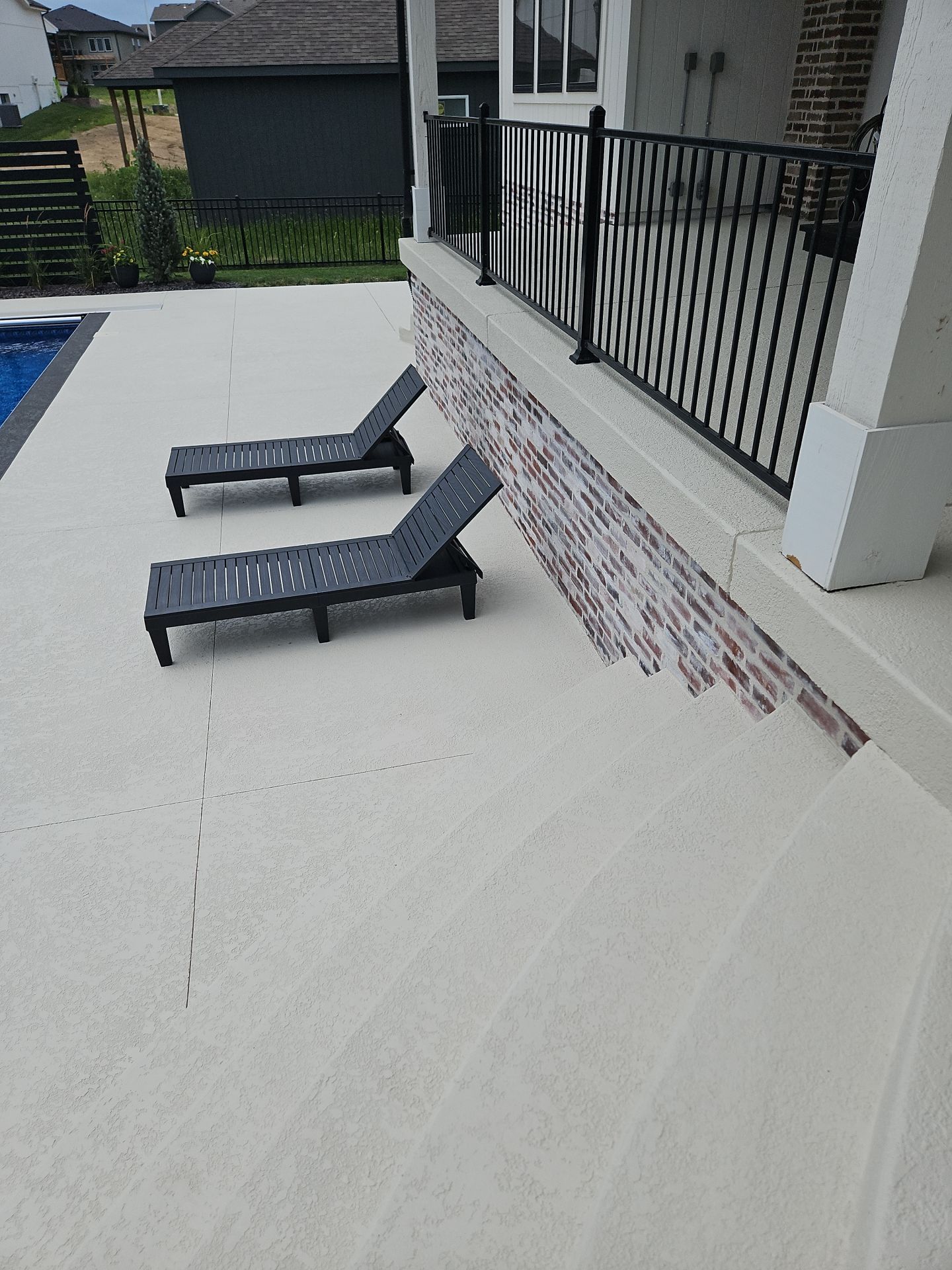 KCMO--Sundek Classic Texture Resurfacing--Bone White by Big Red Decorative Concrete, LLC