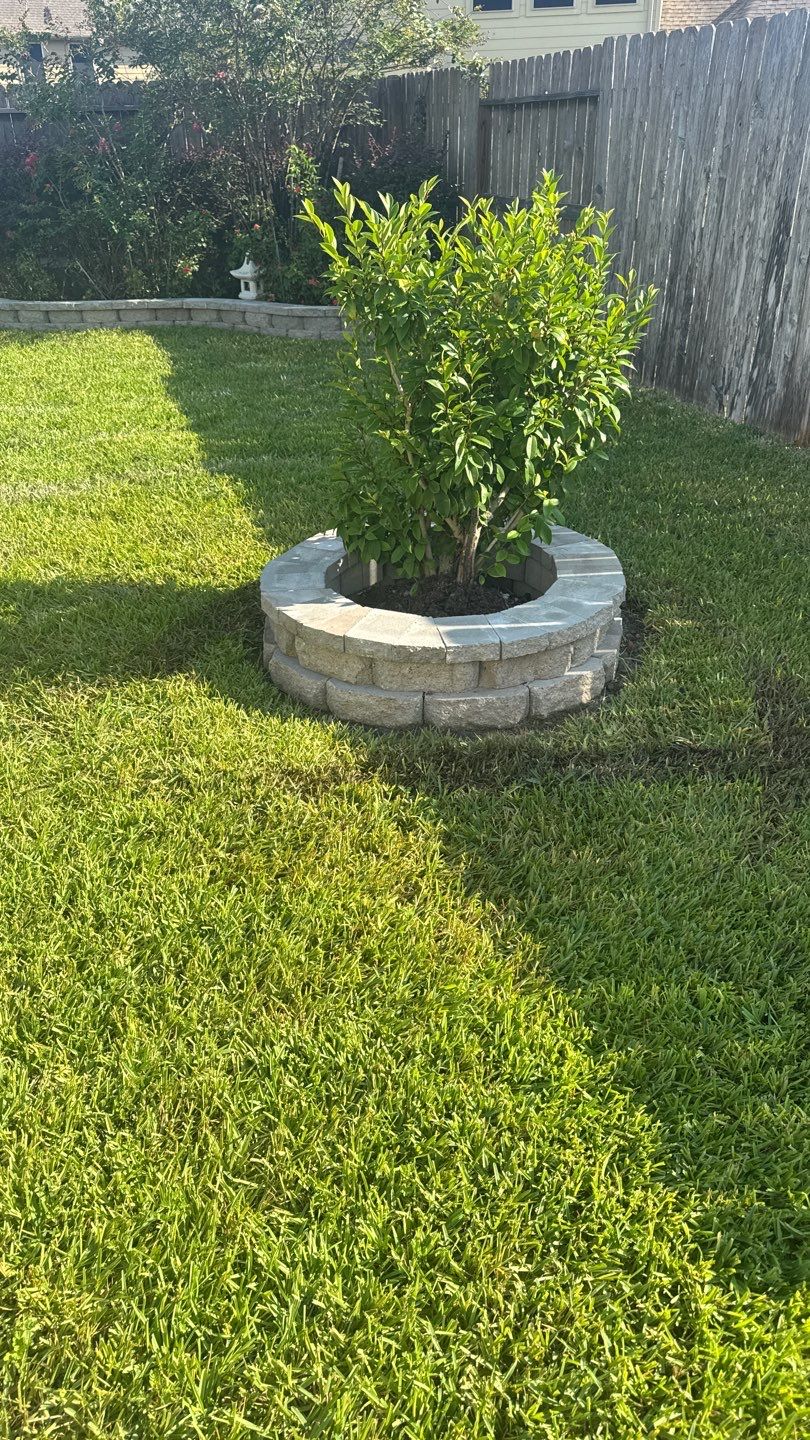 🌿 Mr. Ken’s Front Yard Flower Bed Enhancement by Texas Urban Elements
