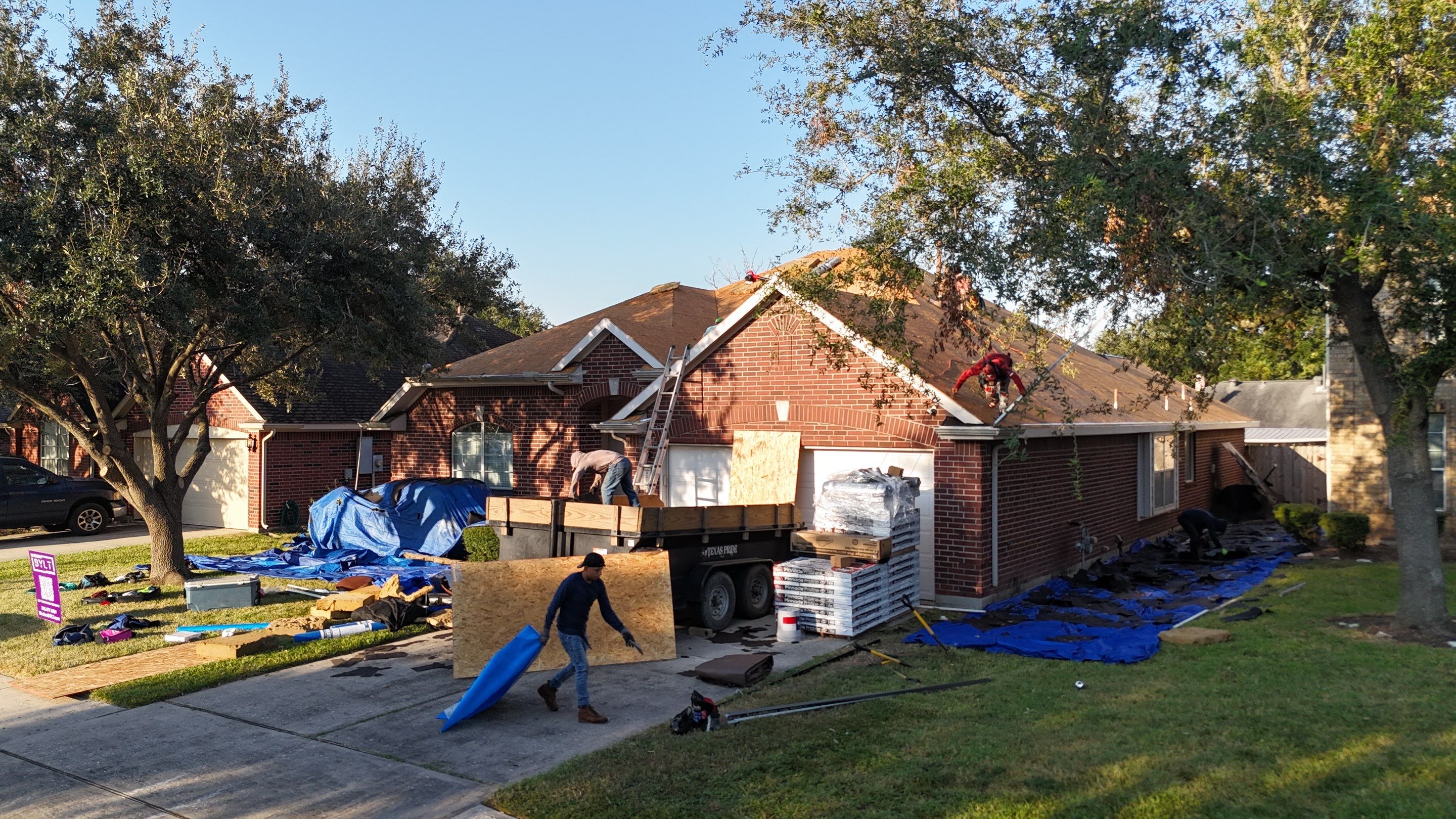 Pasadena Roof Installation using Atlas Pinnacle Pristine by Modern BYLT Roofing & Construction