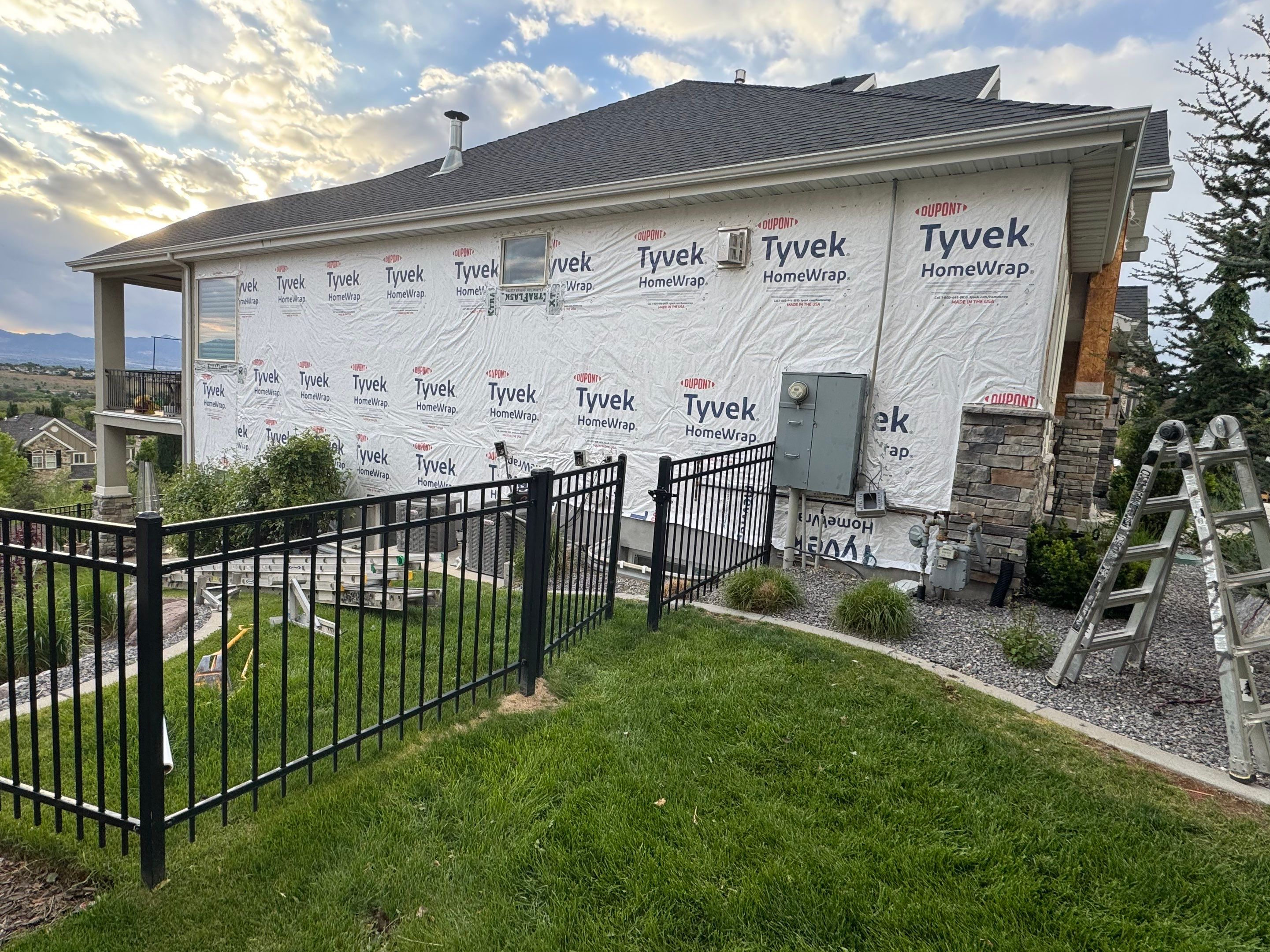 Draper | Hardie Mixed Siding | Custom Green & White by Ideal Siding Utah