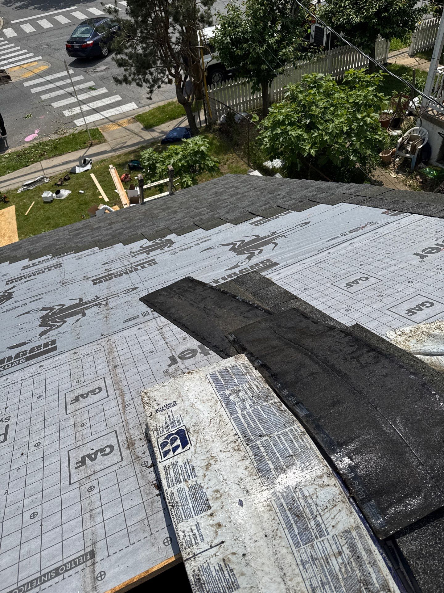 Residential Roofing Installation using GAF HDZ SHINGLES by La Bendicion Contruction Llc