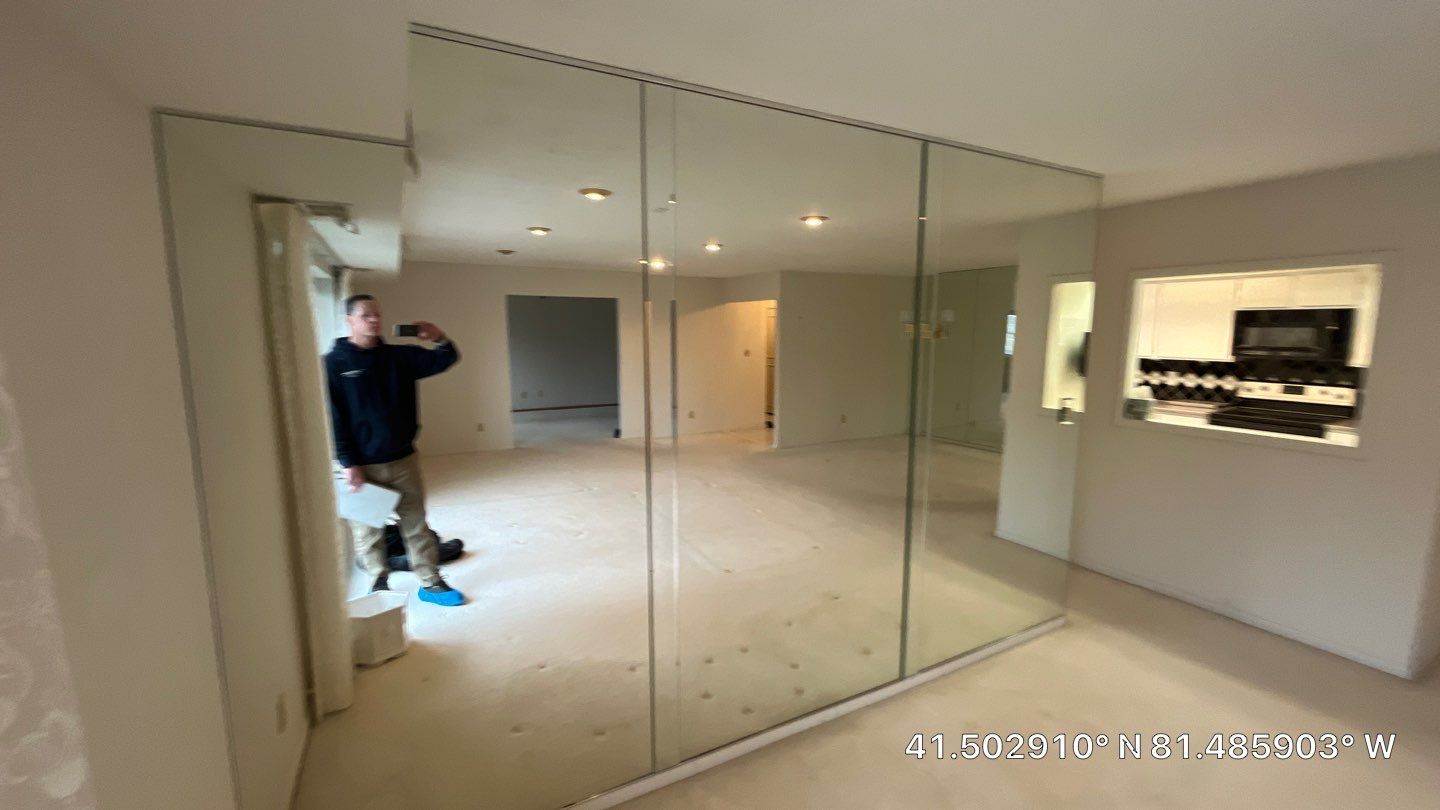 Swirski mirror removal by Best Buy Painting