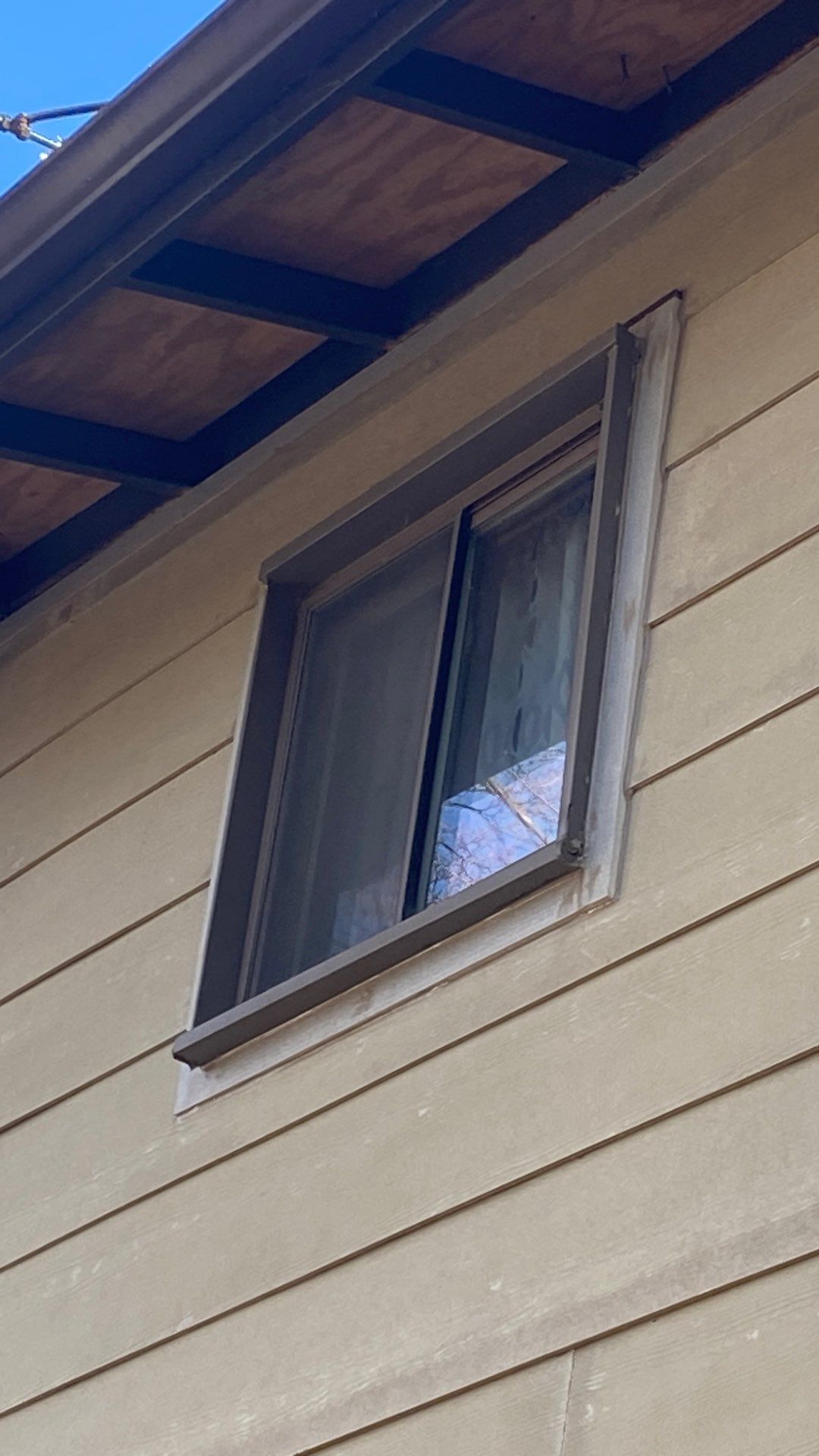 Reston: Residential Siding Replacement with James Hardie Statement Beaded Plank in Cappuccino Muffin by RM Banning, Inc.