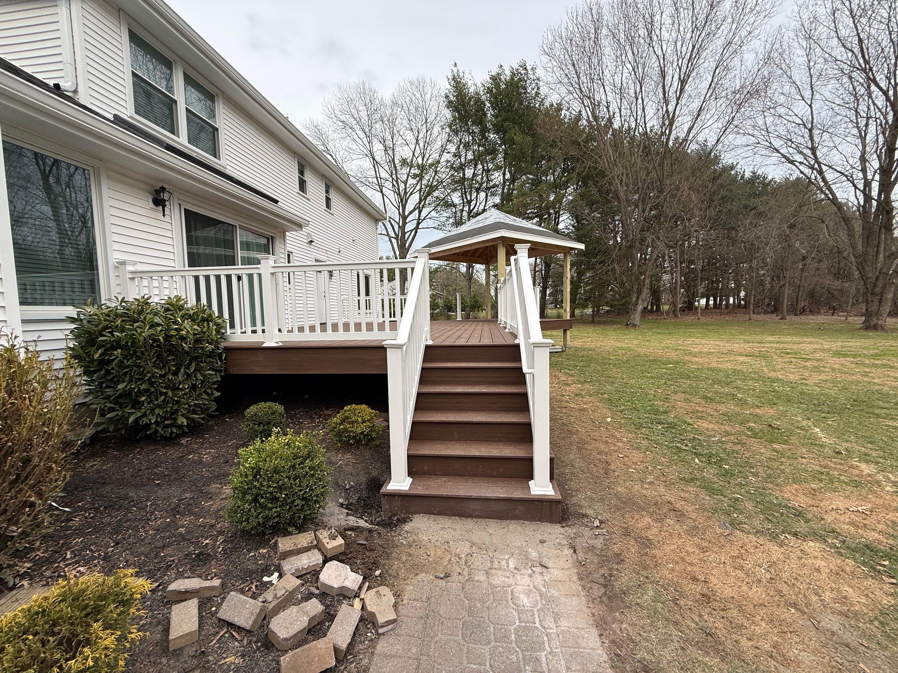 New Deck in Holmdel, New Jersey by deck guardian