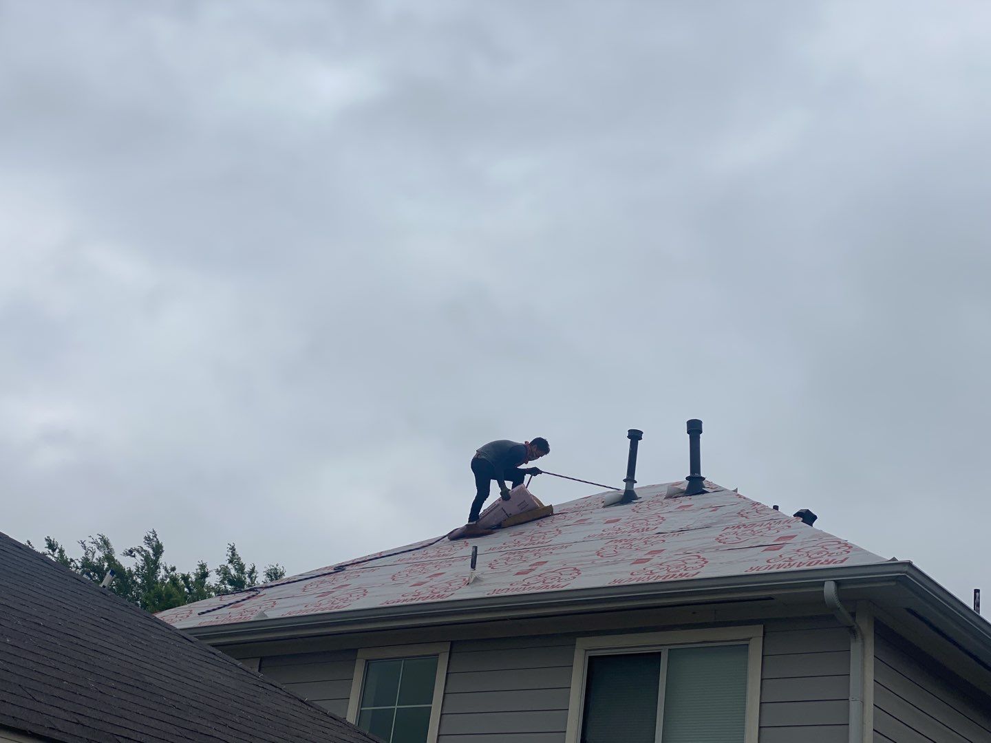 Residential Roofing Installation using Owen's Corning Duration (Lifetime) Shingles by Roof Repair Company