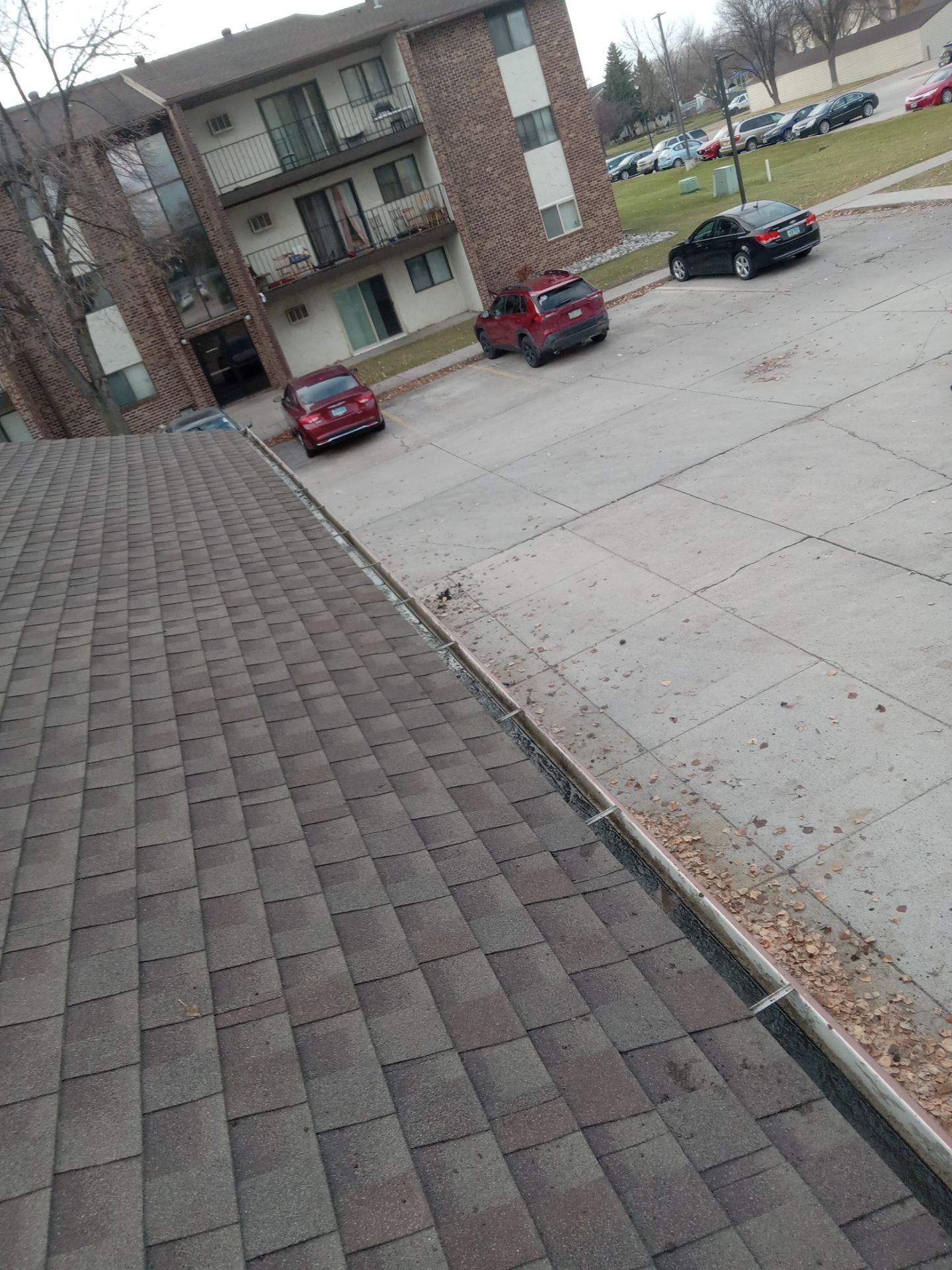 Commercial gutter cleaning North Dakota after photo with clean gutters