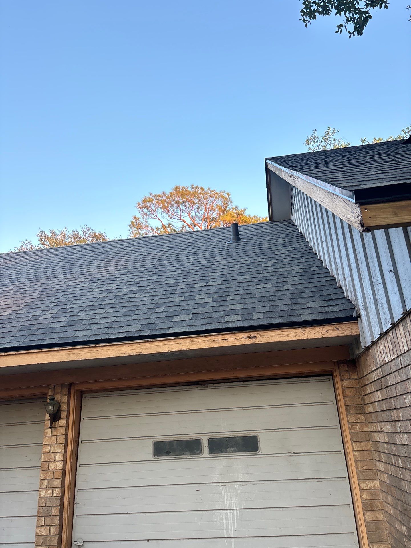 Residential Roofing Installation using Owen's Corning Duration (Lifetime) Shingles by Roof Repair Company