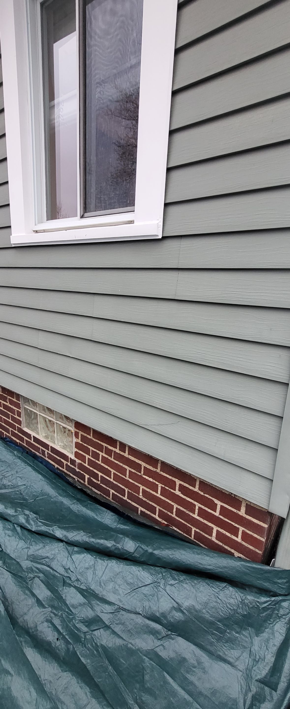 ATLAS PINNACLE COLOR: COASTAL GRANITE DRIP EDGE: WHITE by Eagle Eye Roofing