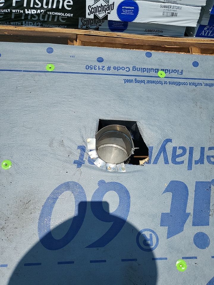 ATLAS PINNACLE COLOR: SUMMER STORM DRIP EDGE: WHITE by Eagle Eye Roofing