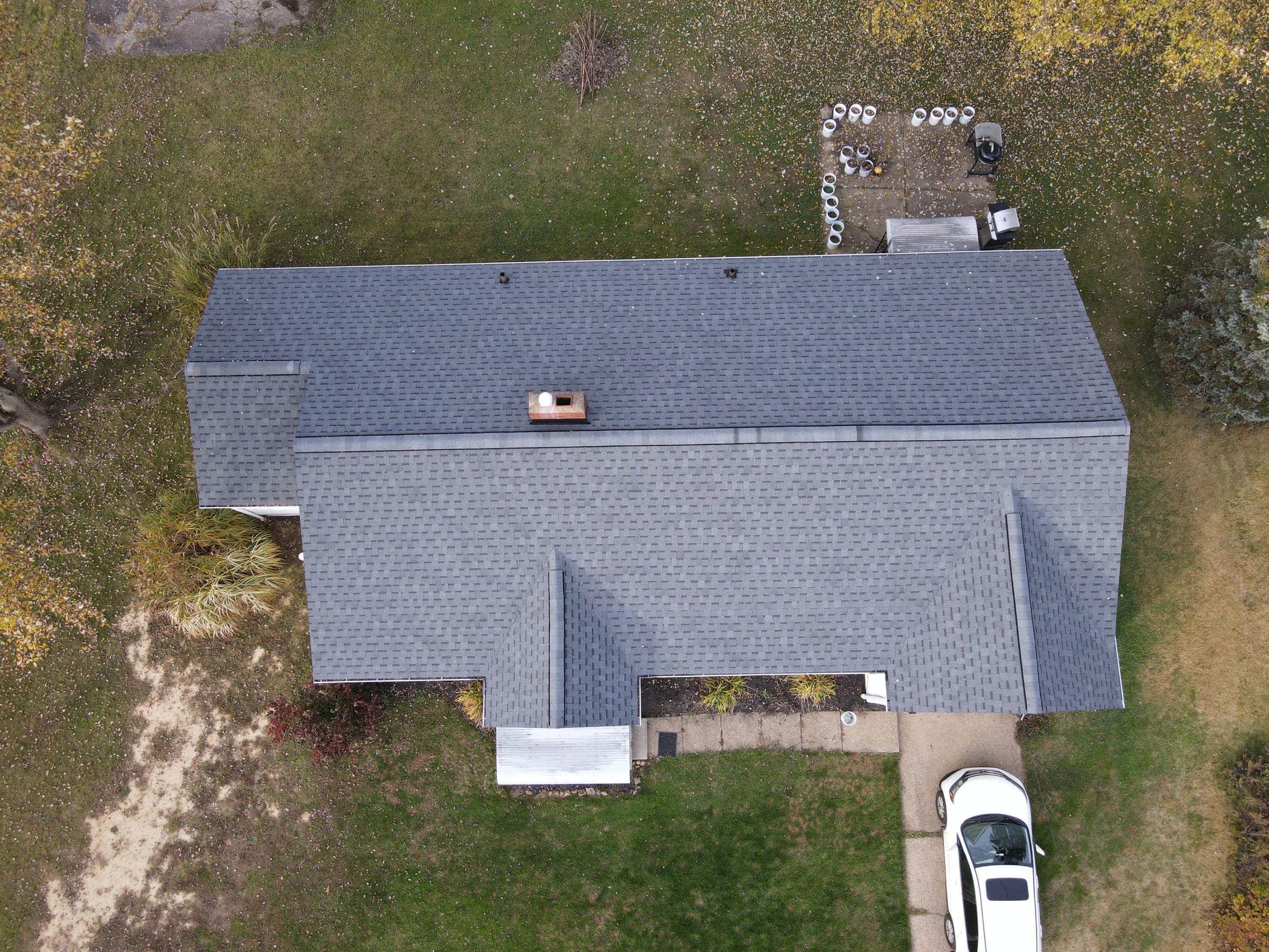 Brand: Atlas Pinnacle Color: Pristine Scotchgard Pewter Drip: White by Eagle Eye Roofing