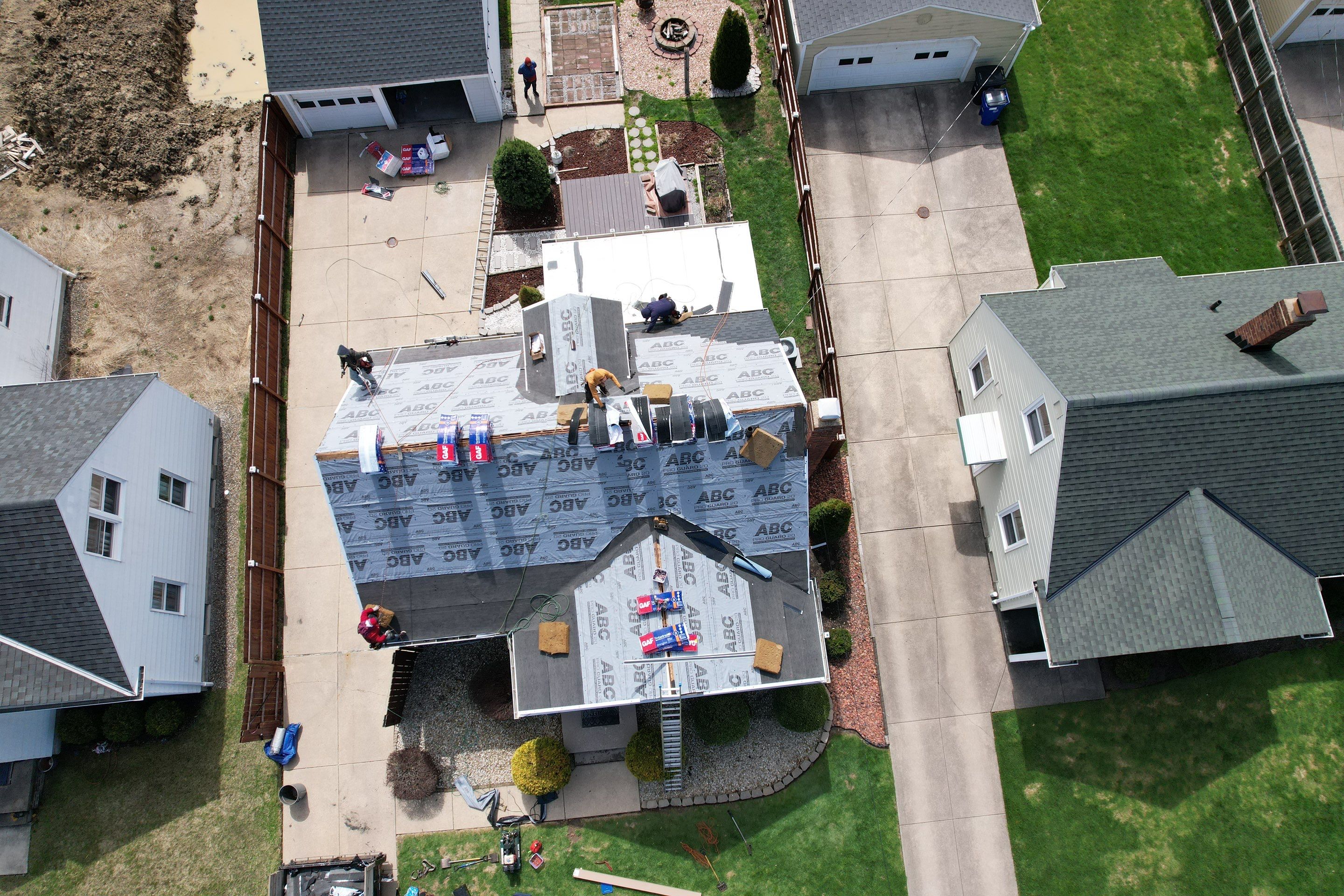 Cleveland Roof replacement - Charcoal shingles by Atlas Roofing & Restoration
