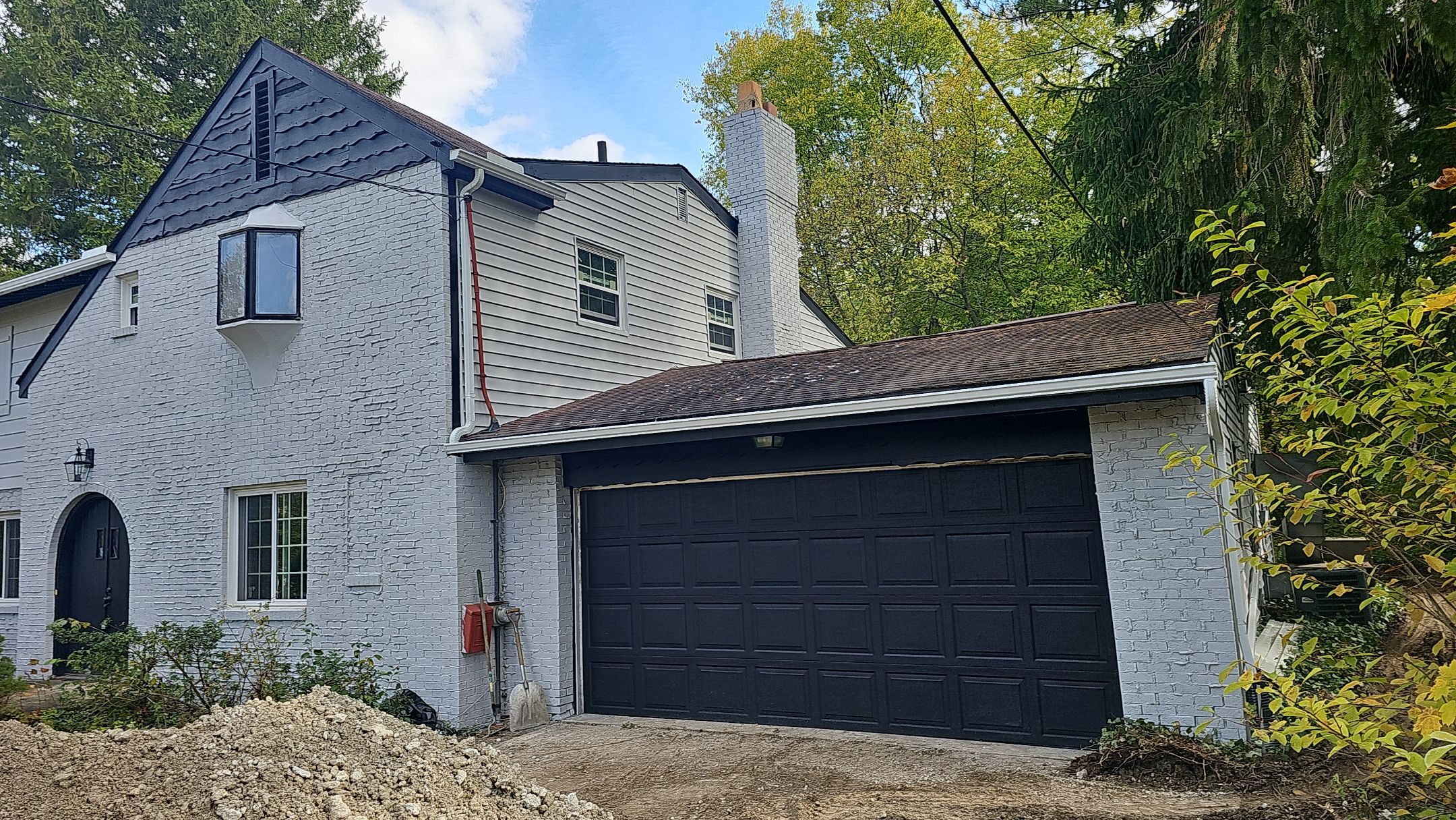 ATLAS PINNACLE COLOR: BLACK SHADOW by Eagle Eye Roofing