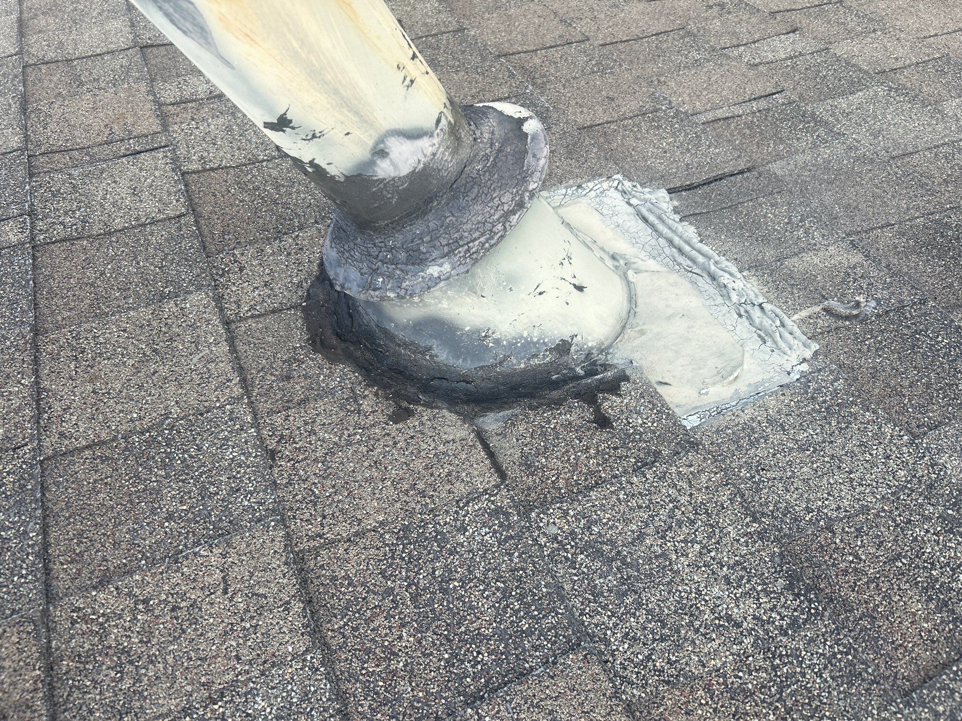 Hail Damage using Owen's Corning Duration (Lifetime) Shingles by Roof Repair Company