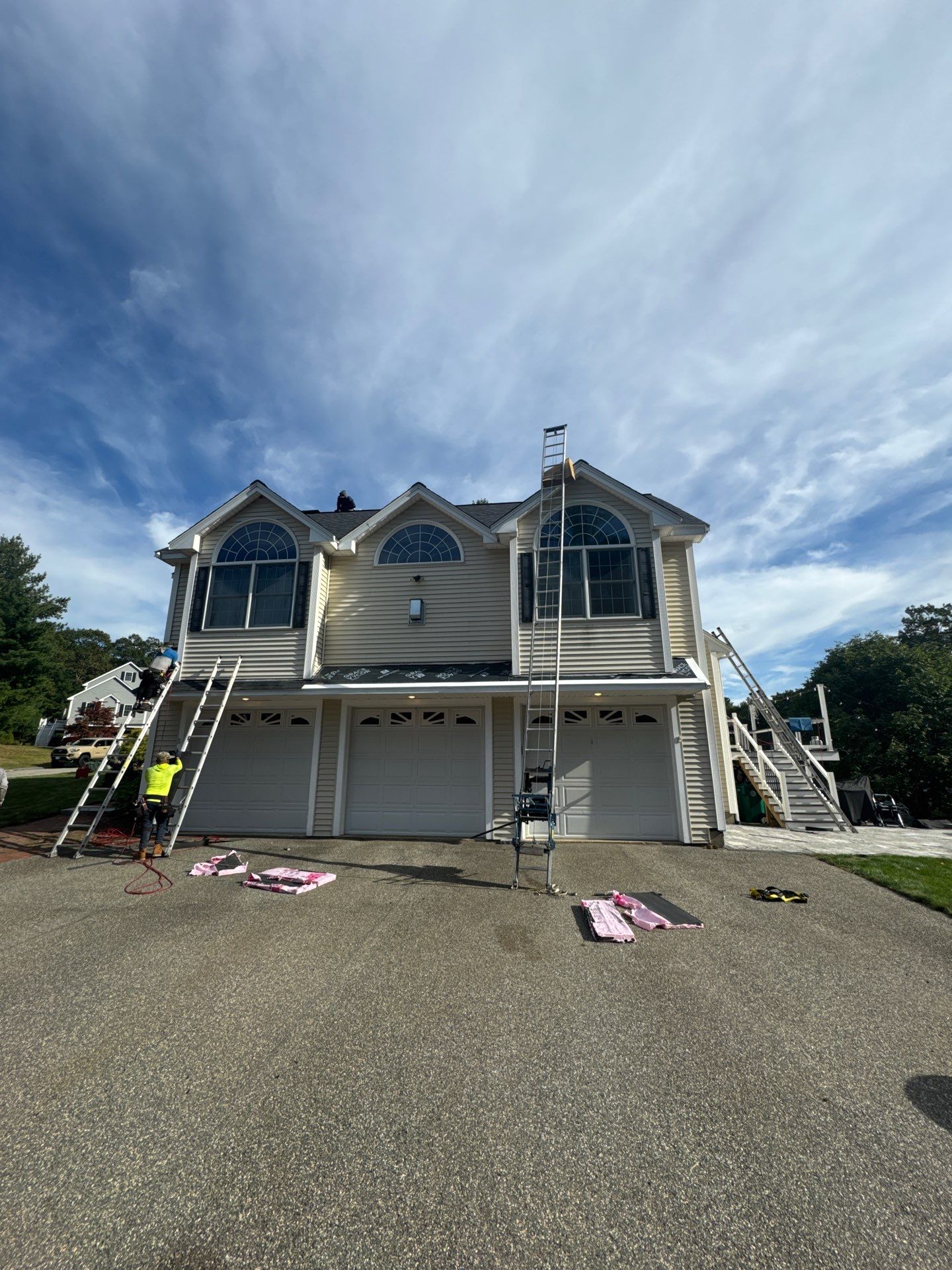 Complete Roof Replacement with Owens Corning TruDefinition Shingles by Mighty Dog Roofing of Greater Middlesex County