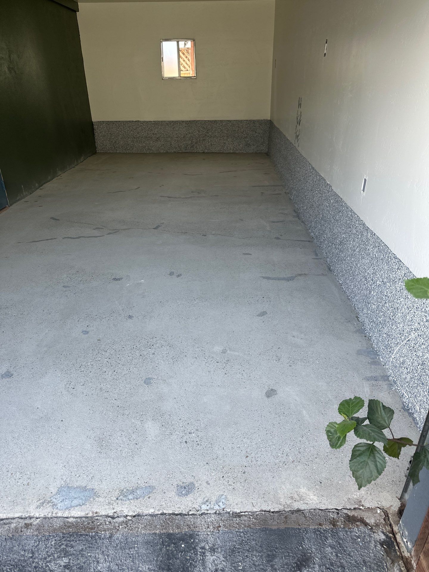 Morro Bay Garage Floor Coating with Simiron Decorative Chips by MGP Coatings