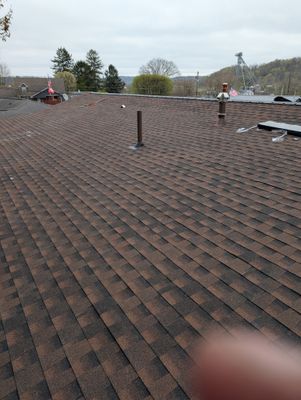 Residential Roofing Installation using GAF TImberline HDZ Hickory