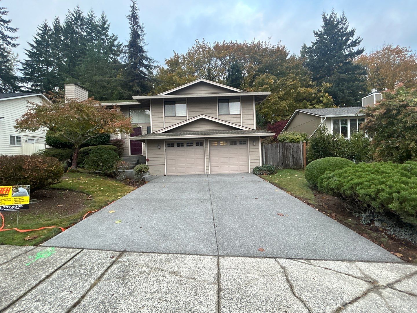 Laurie | Concrete Stairs  by Jireh Asphalt & Concrete Inc 