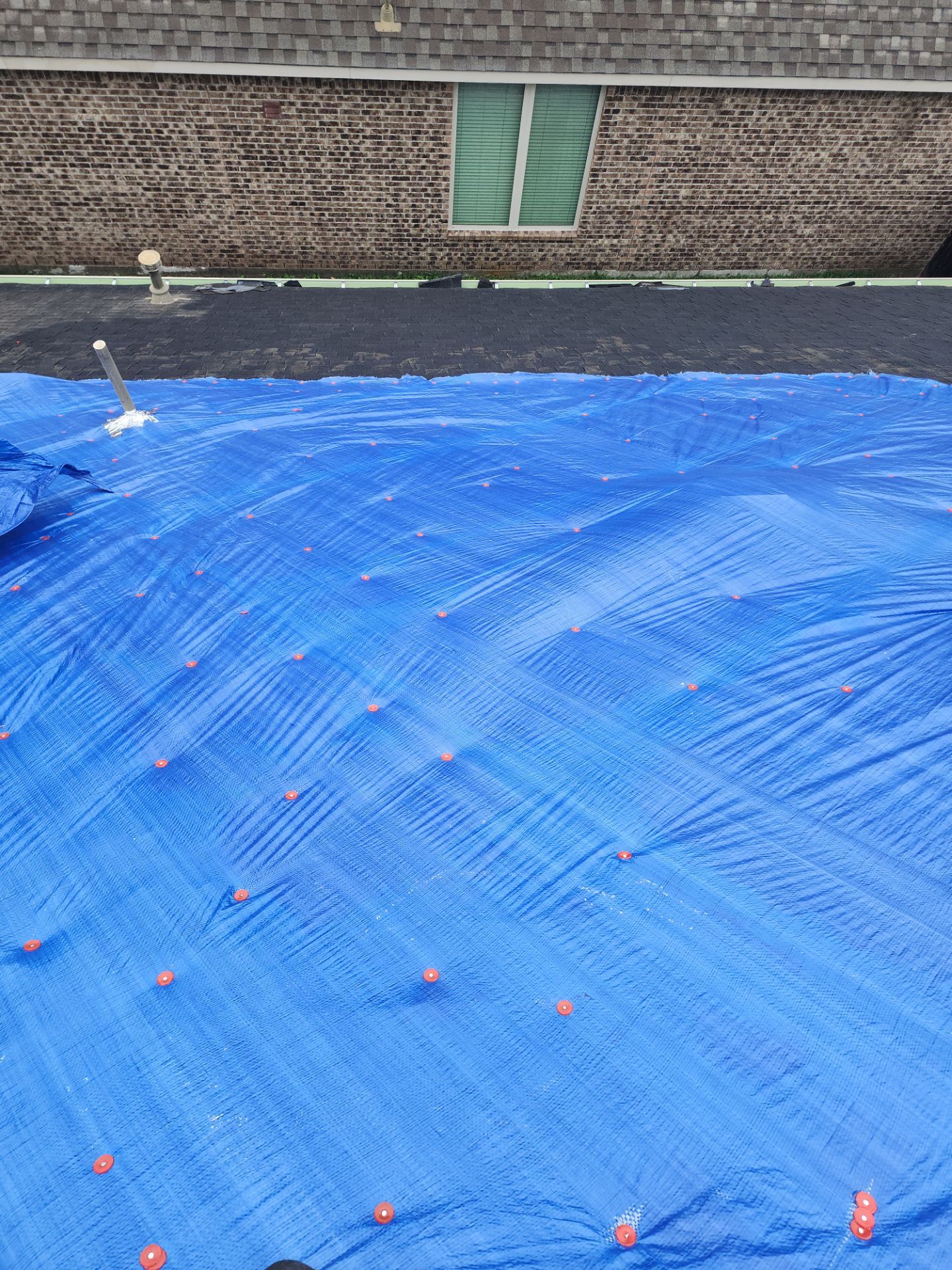 Residential Roofing Installation using Owen's Corning Duration (Lifetime) Shingles by Roof Repair Company