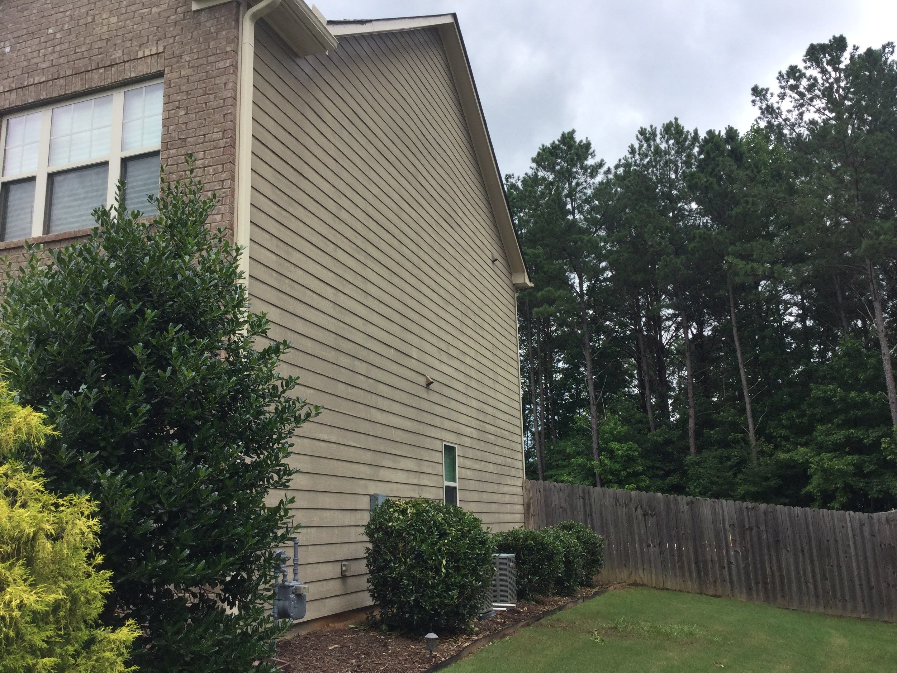 Complete Exterior Residential Painting and Siding Refresh in Atlanta by Swift Home Renovations