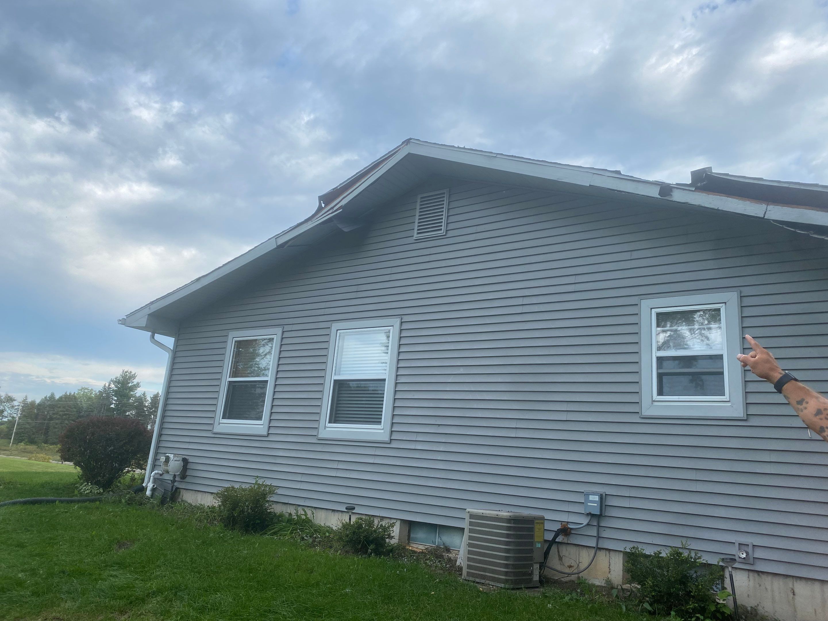 Residential Roofing Installation using Certainteed Landmark ClimateFlex by GRACCO